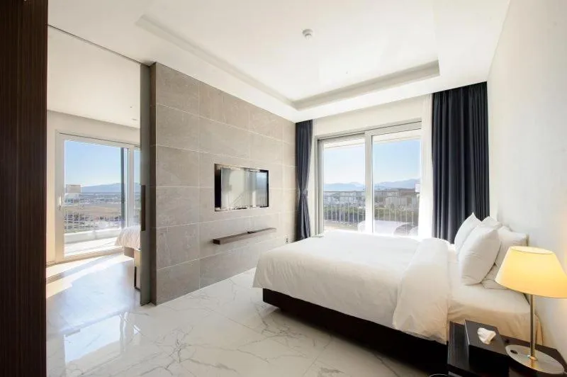 Decorative detail, Bed in St. John's Hotel