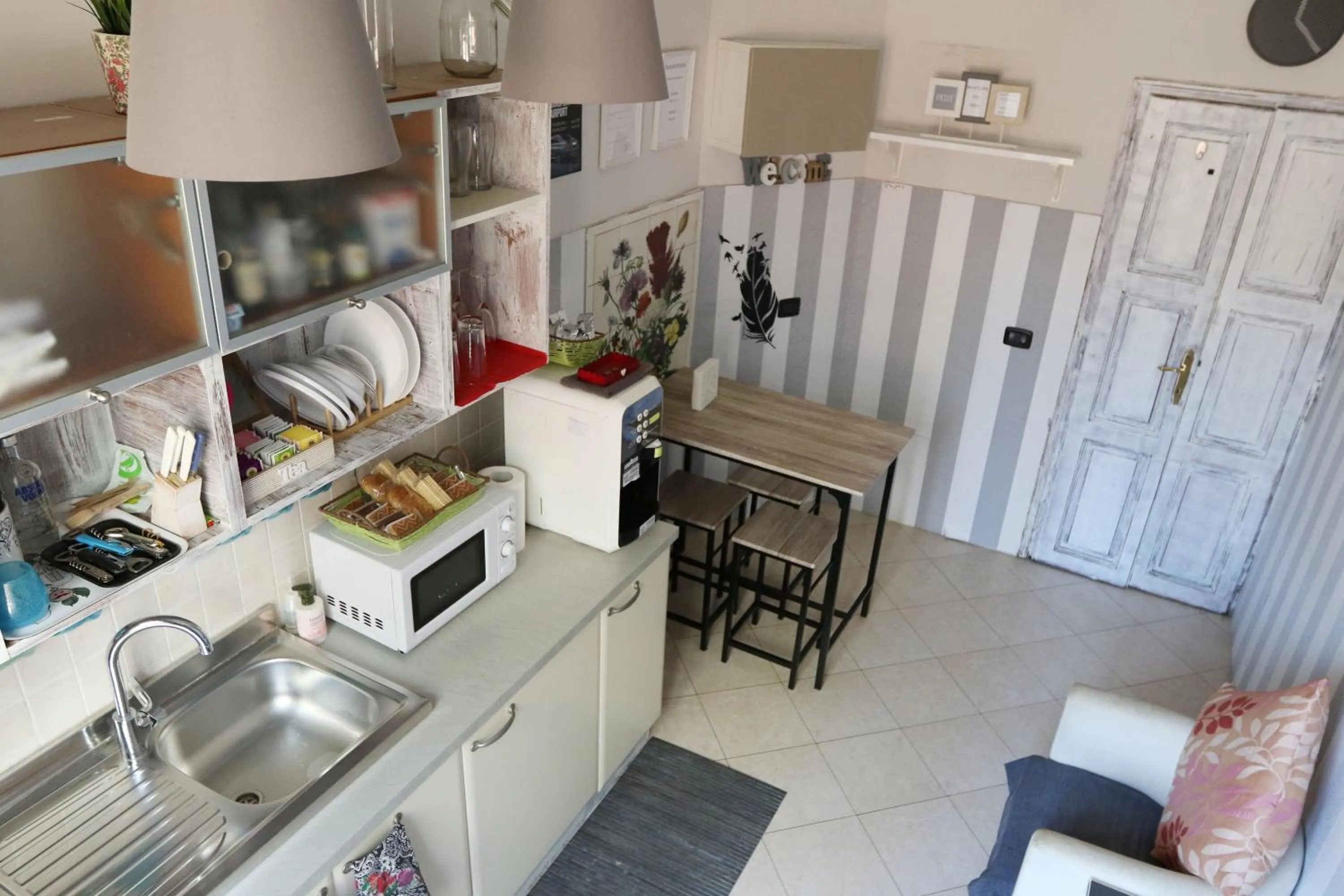 Kitchen or kitchenette in Guest House Relais Indipendenza
