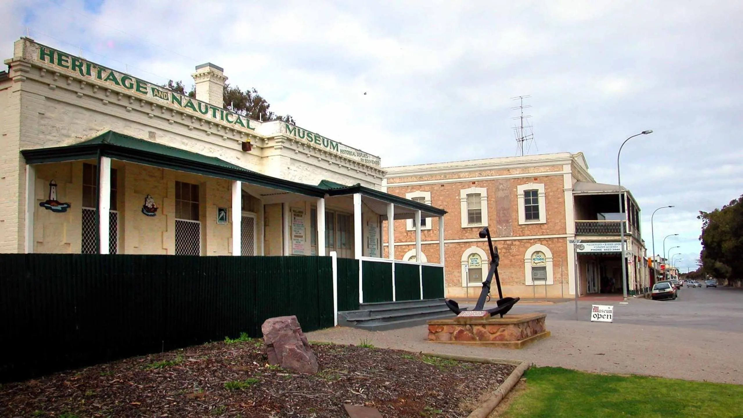 Property building in Wallaroo Holiday Park