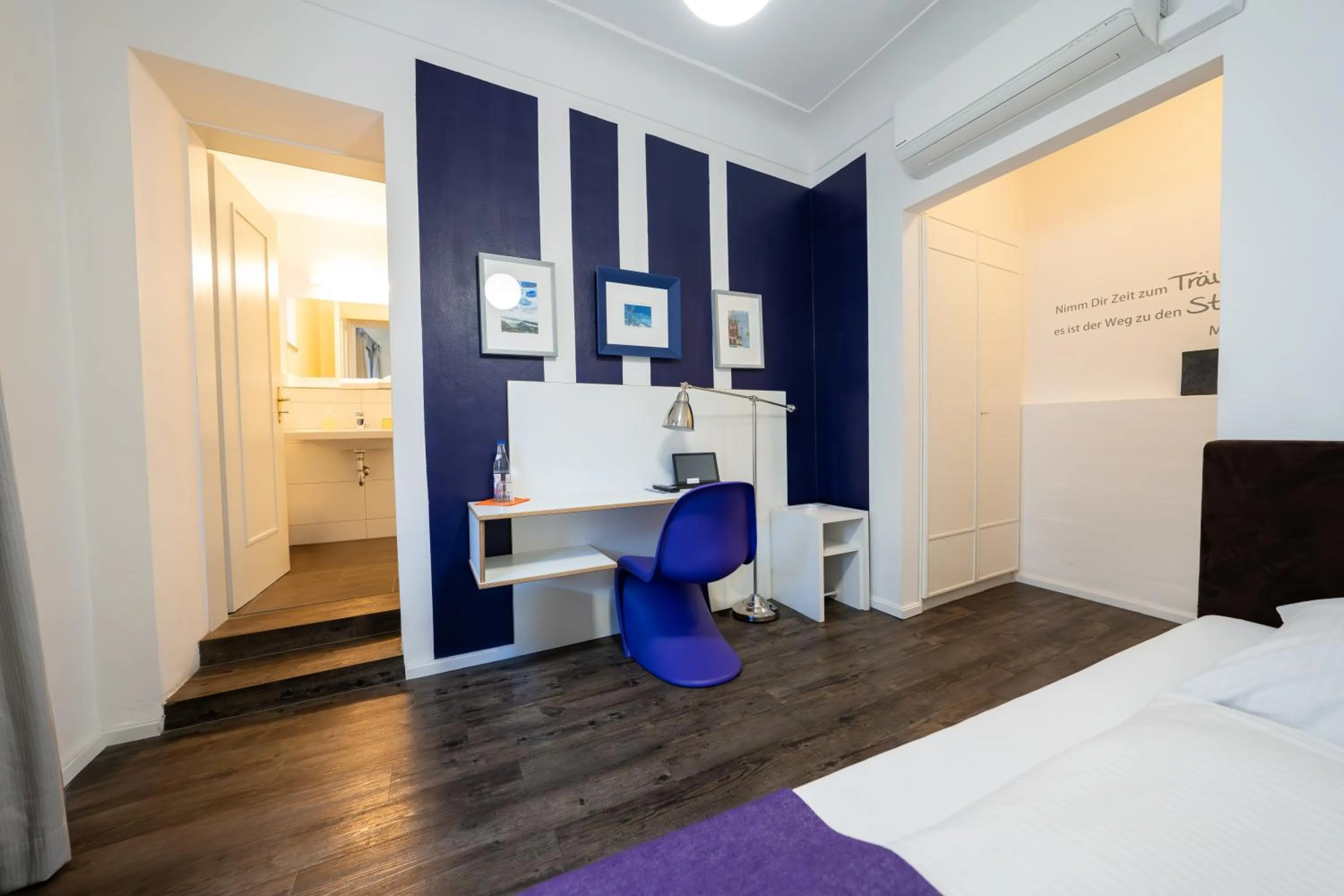 Staff, Bed in Hotel Bergbauer mit Late-Self-Check-IN