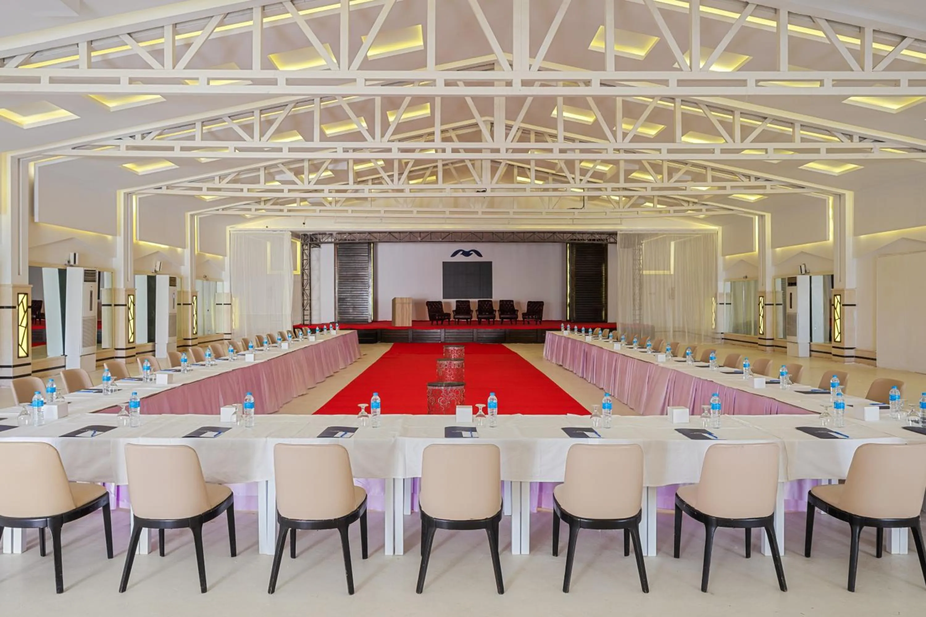 Meeting/conference room in Pickalbatros Aqua Park Resort - Hurghada