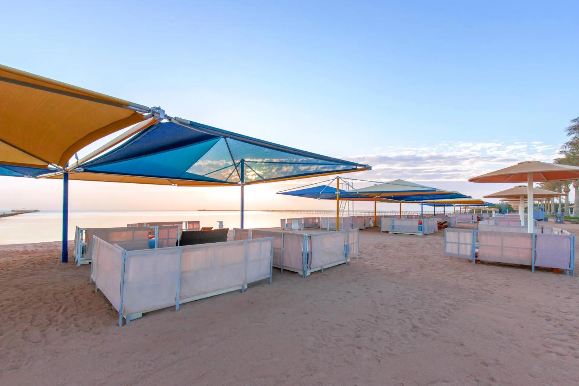 Beach in Pickalbatros Royal Moderna Sharm "Aqua Park"- All inclusive