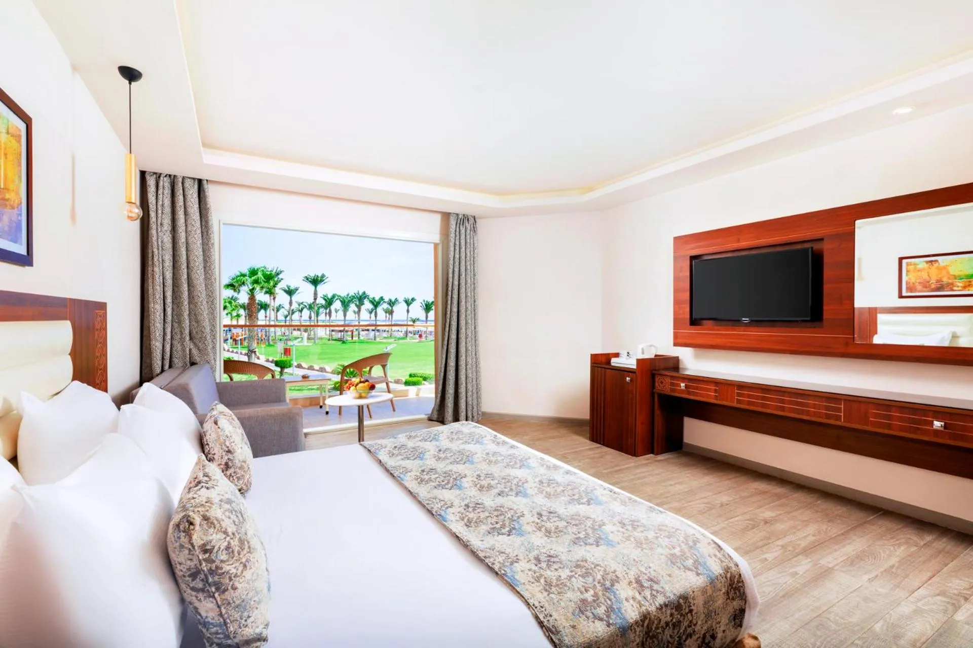 Bed in Pickalbatros Royal Moderna Sharm "Aqua Park"- All inclusive