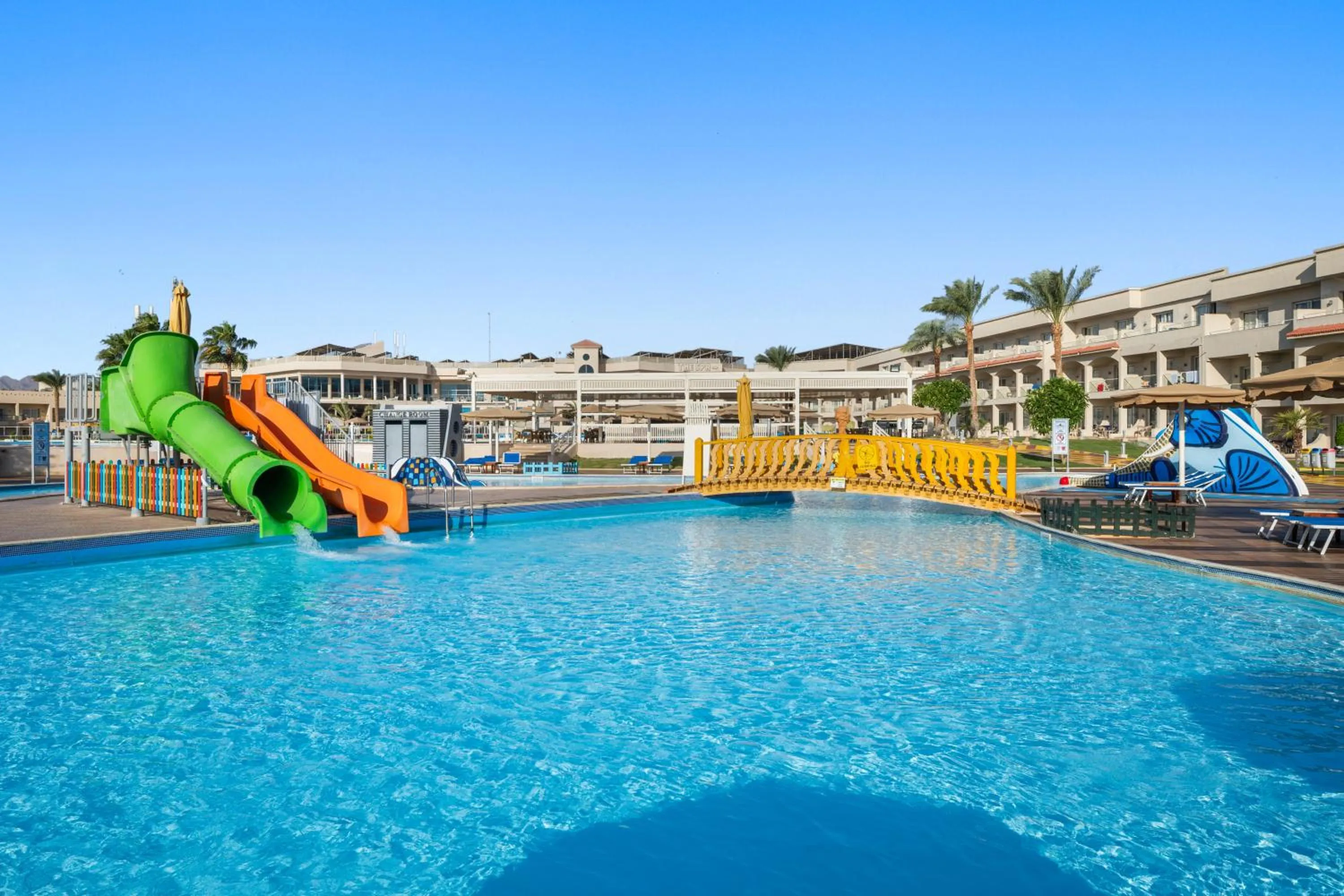 Day in Pickalbatros Royal Moderna Sharm "Aqua Park"- All inclusive