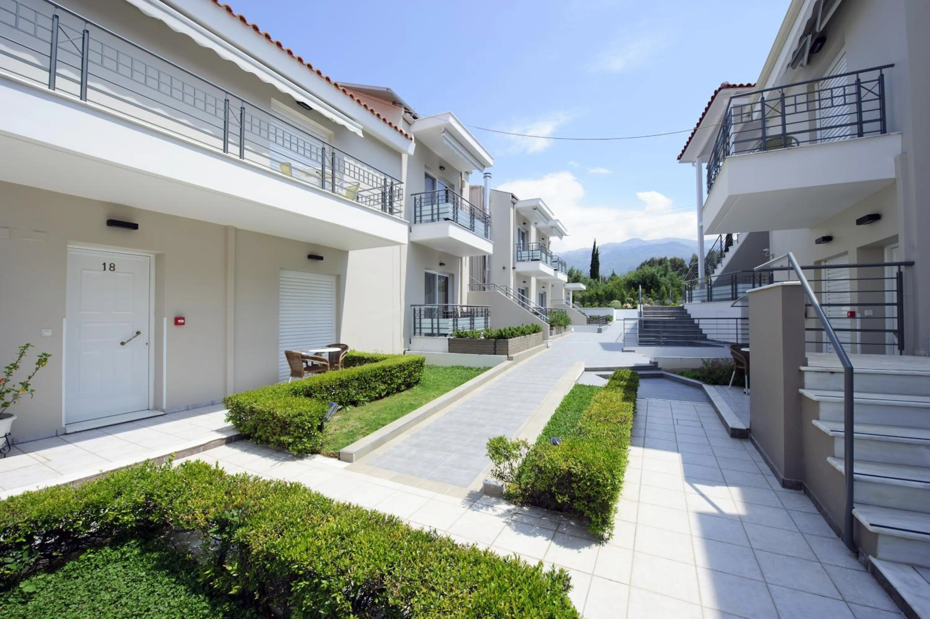 Facade/entrance in Castello Hotel