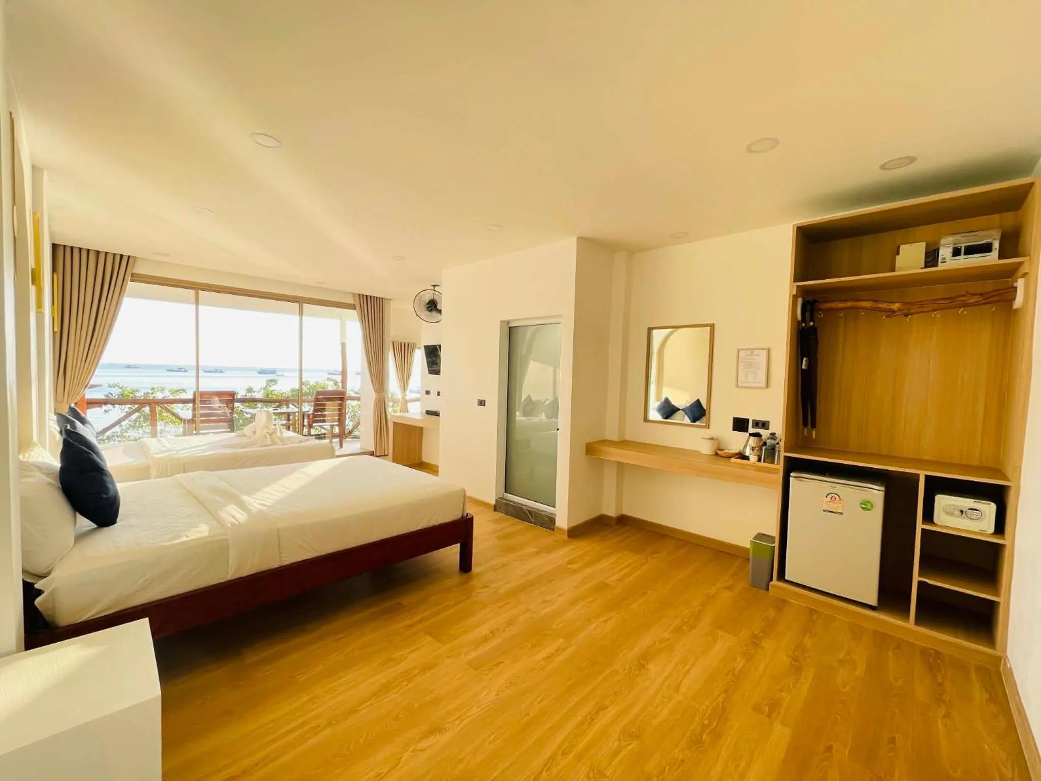 Bed in Big Fish Resort Koh Tao