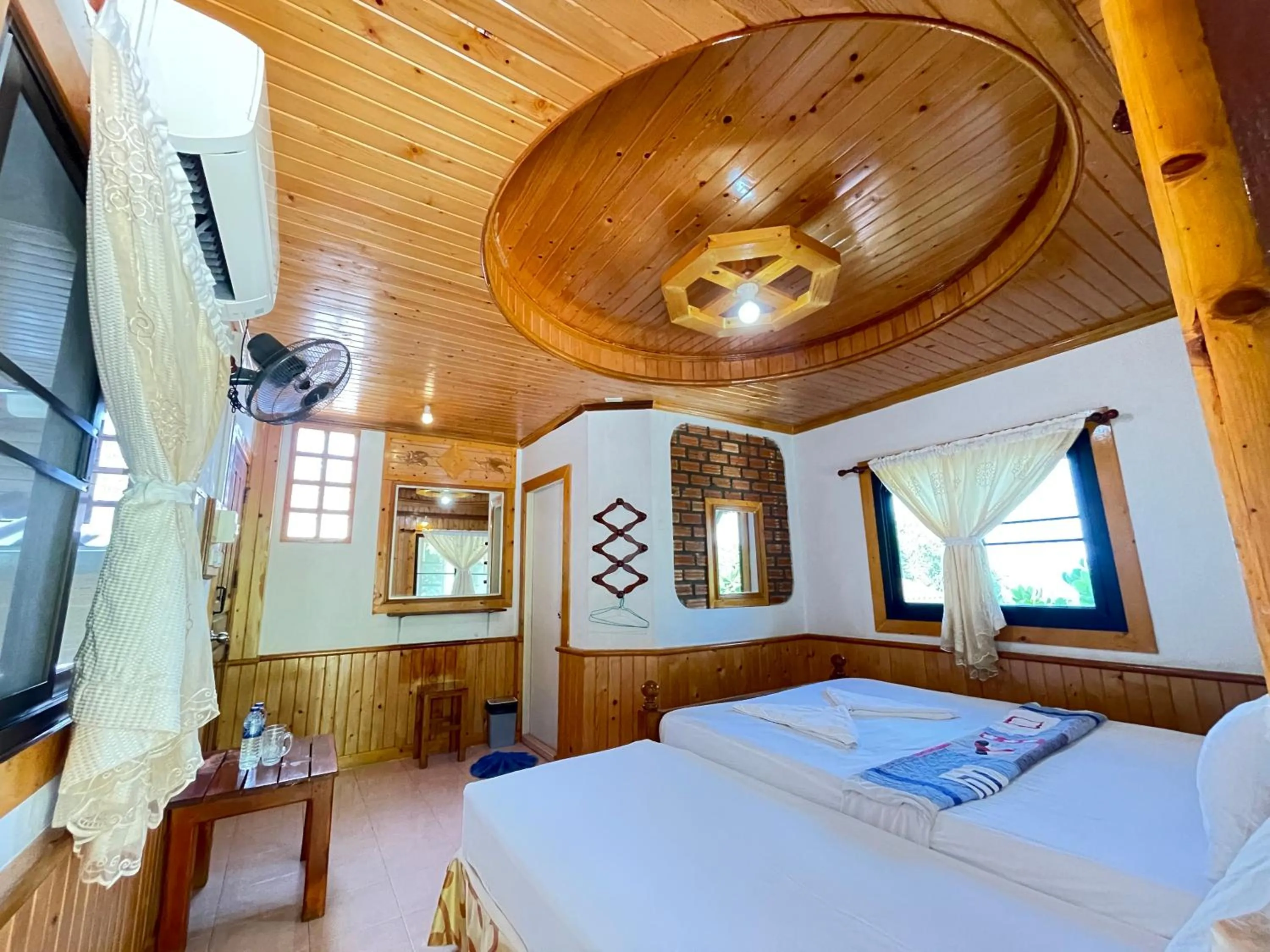 Bed in Big Fish Resort Koh Tao