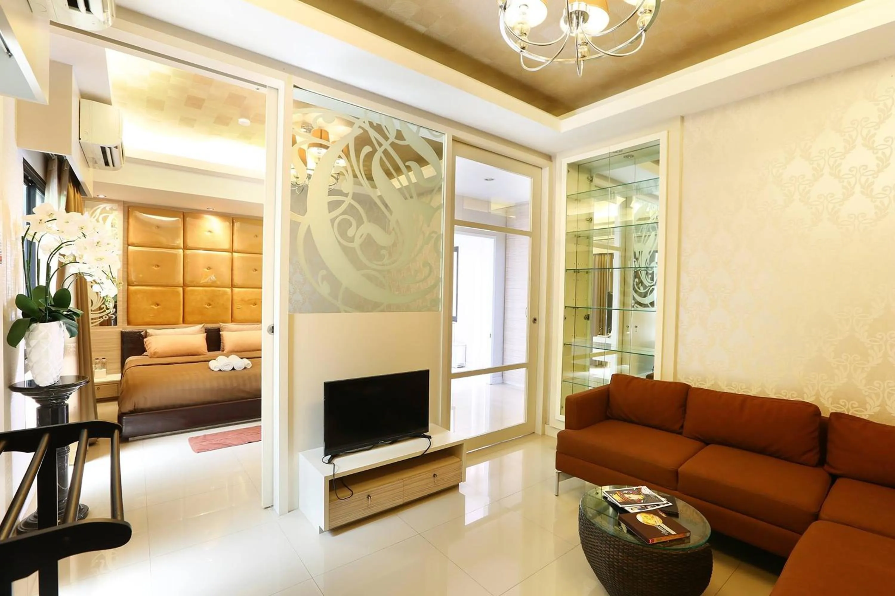 TV and multimedia in The Luxury Residence