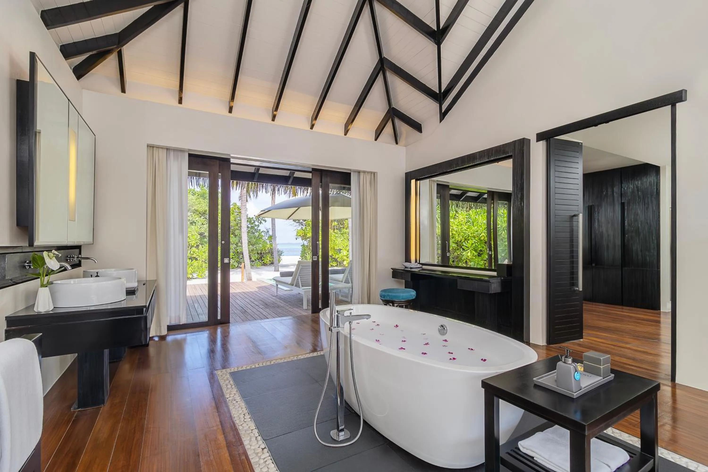 Bathroom in Noku Maldives, Vignette Collection by IHG