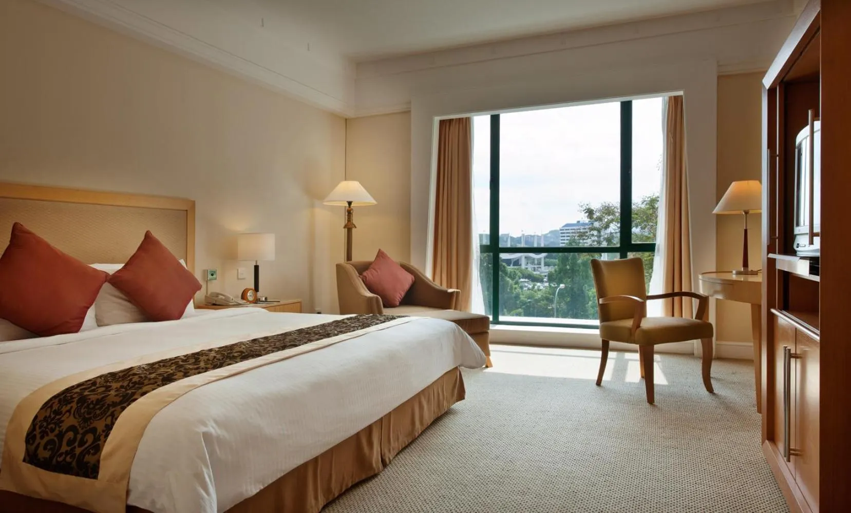 View (from property/room), Bed in Royale Chulan Seremban