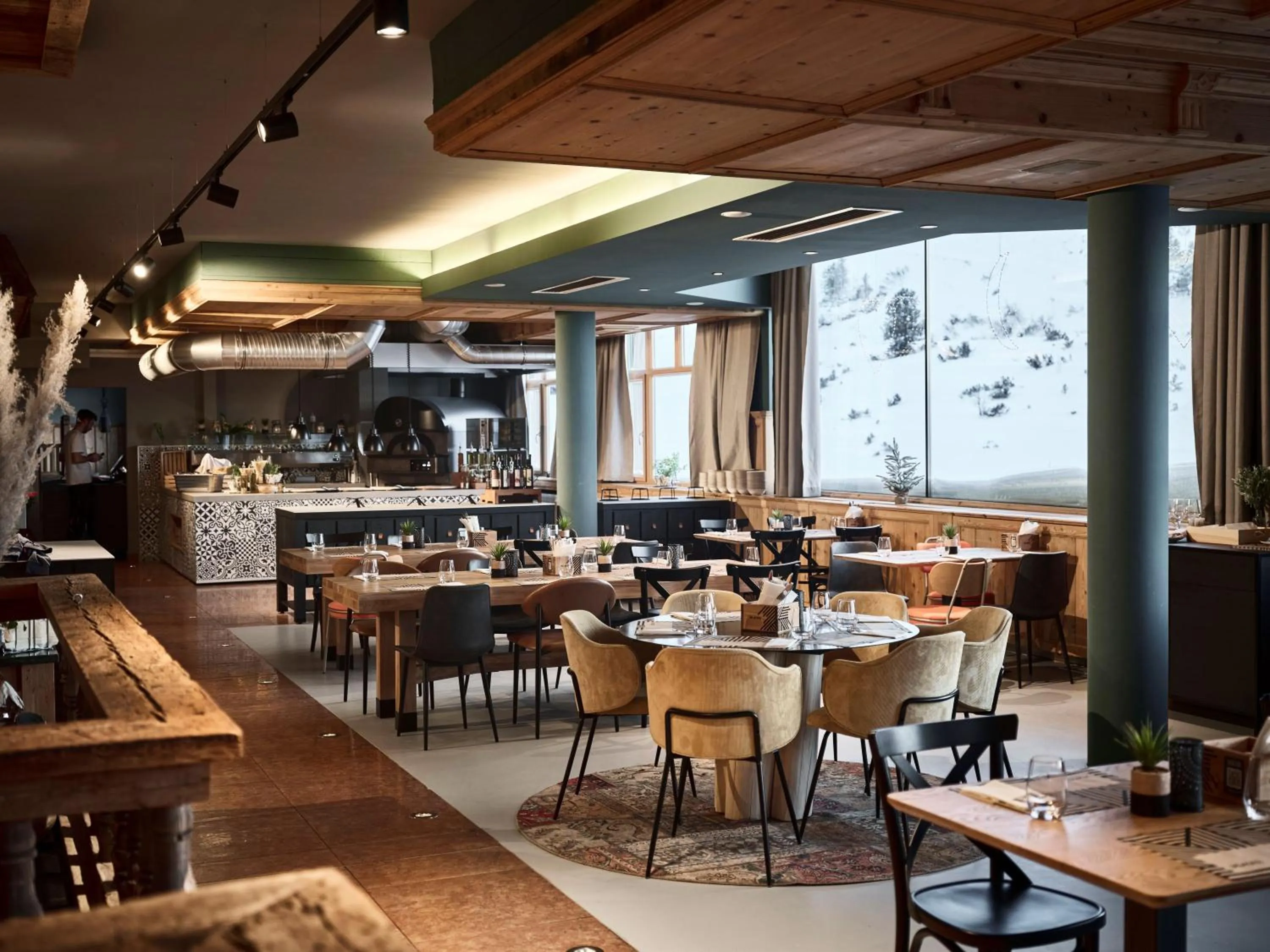 Lounge or bar in PLACES Obertauern by Valamar