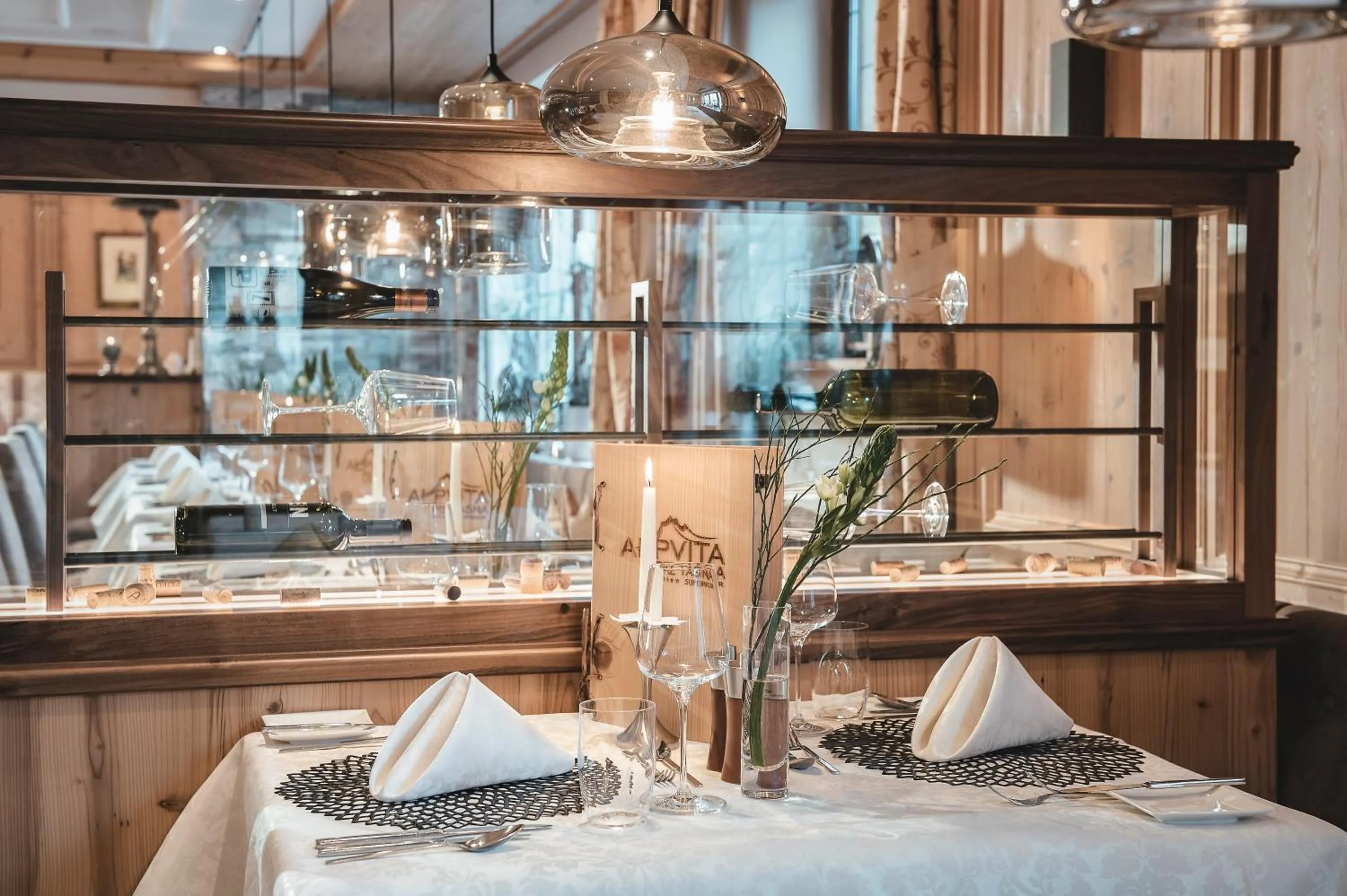 Restaurant/places to eat in Alpvita Piz Tasna