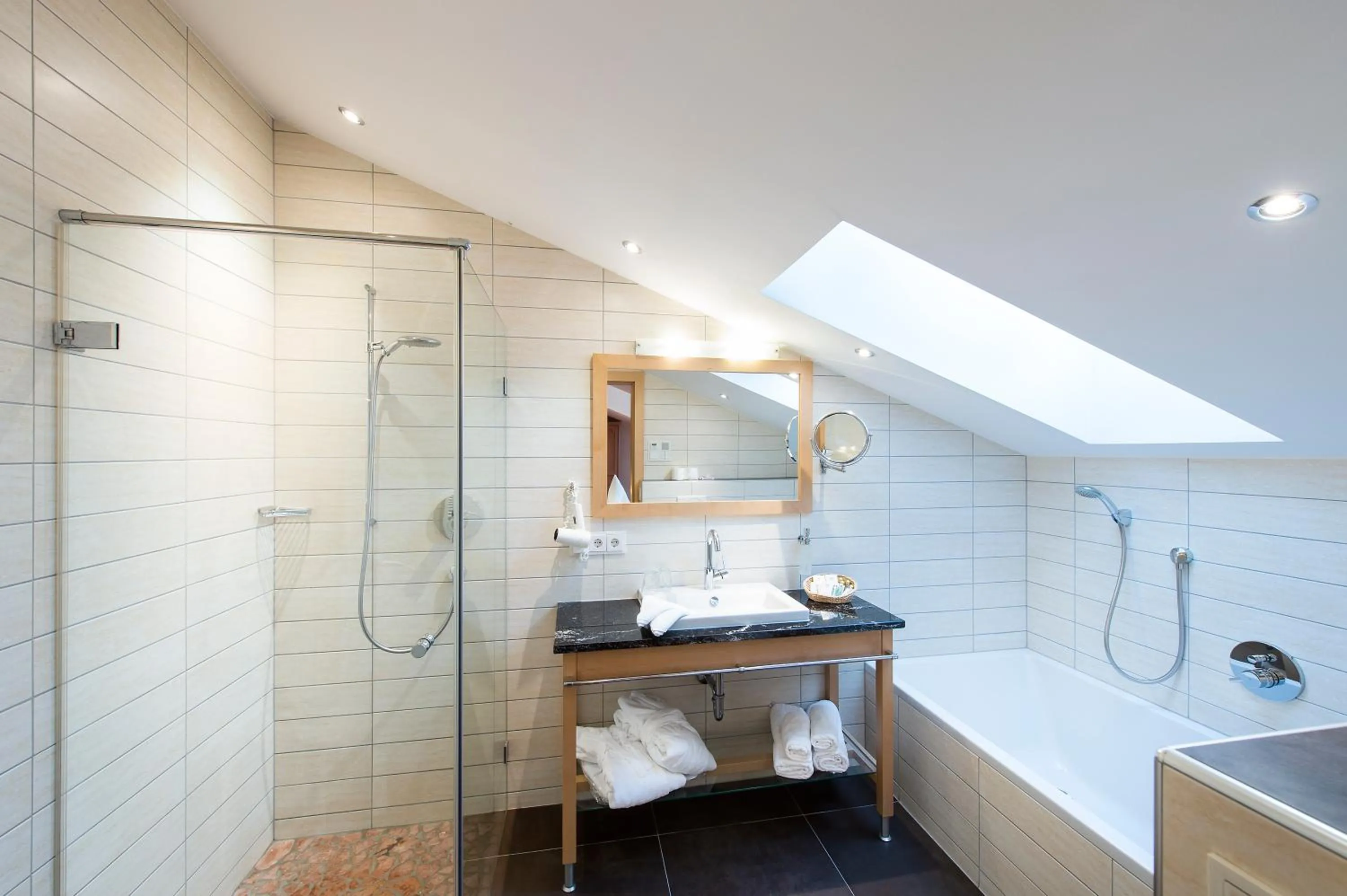 Shower in Alpvita Piz Tasna