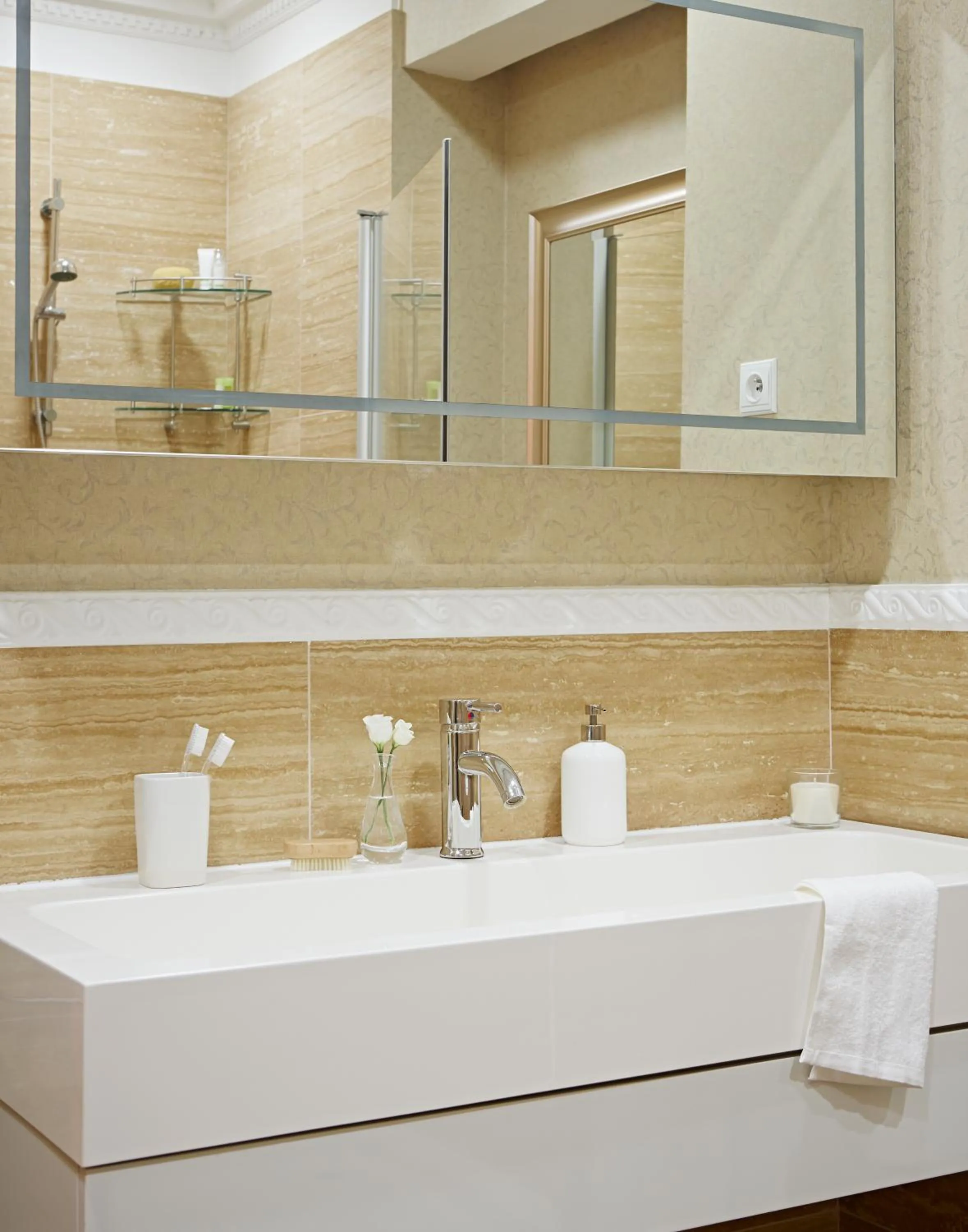 Bathroom in Apartments Almandine