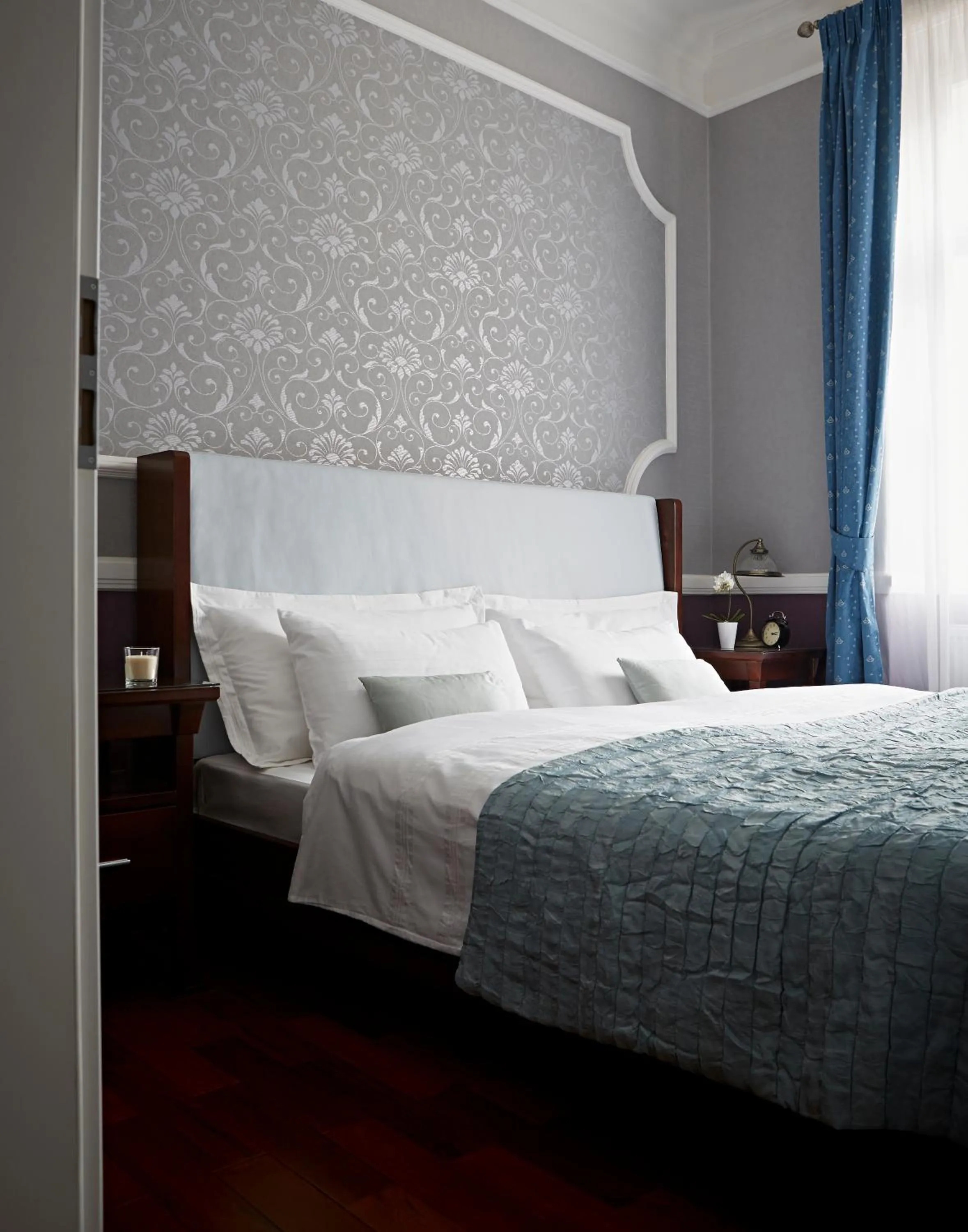 Bedroom, Bed in Apartments Almandine