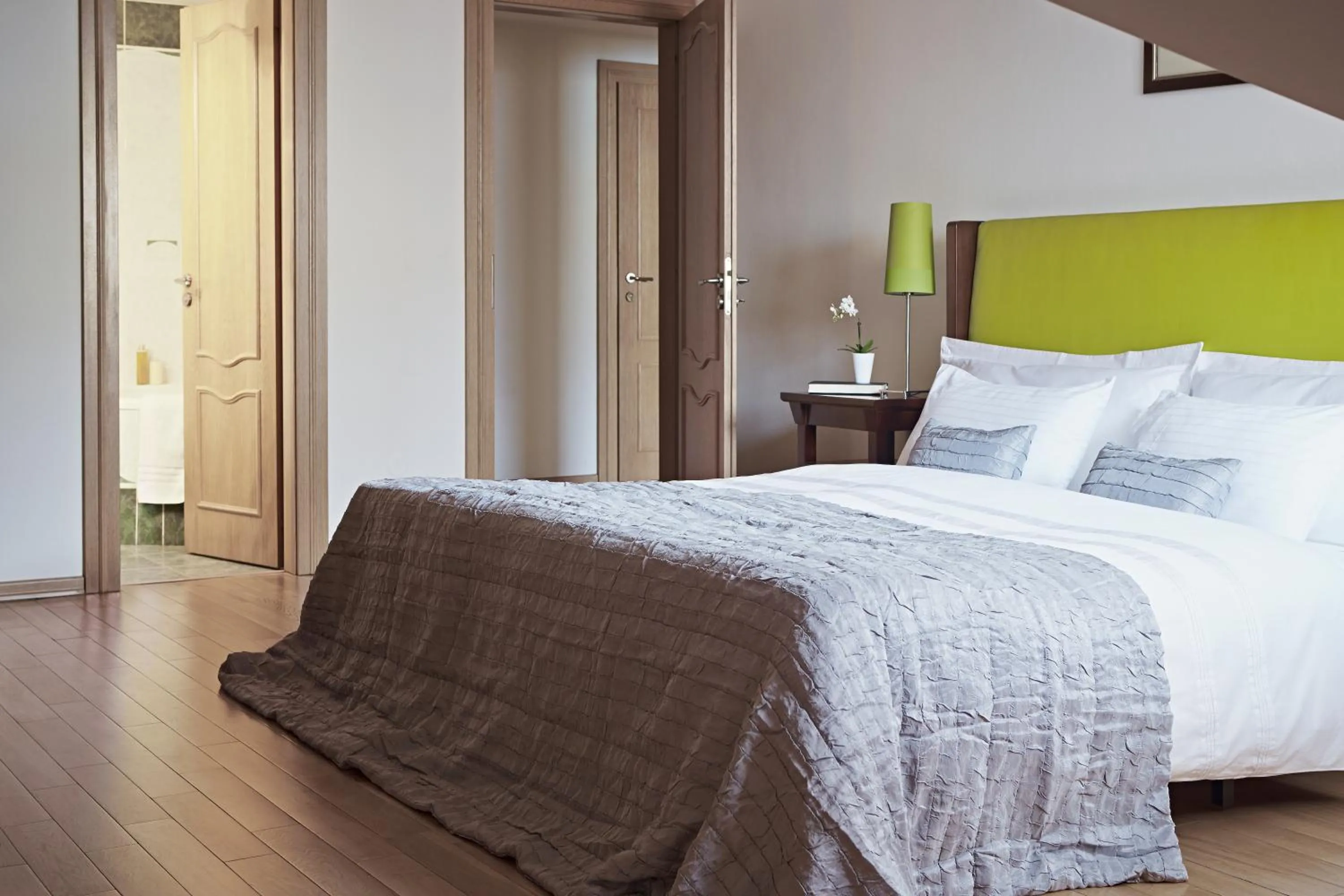 Bedroom, Bed in Apartments Almandine