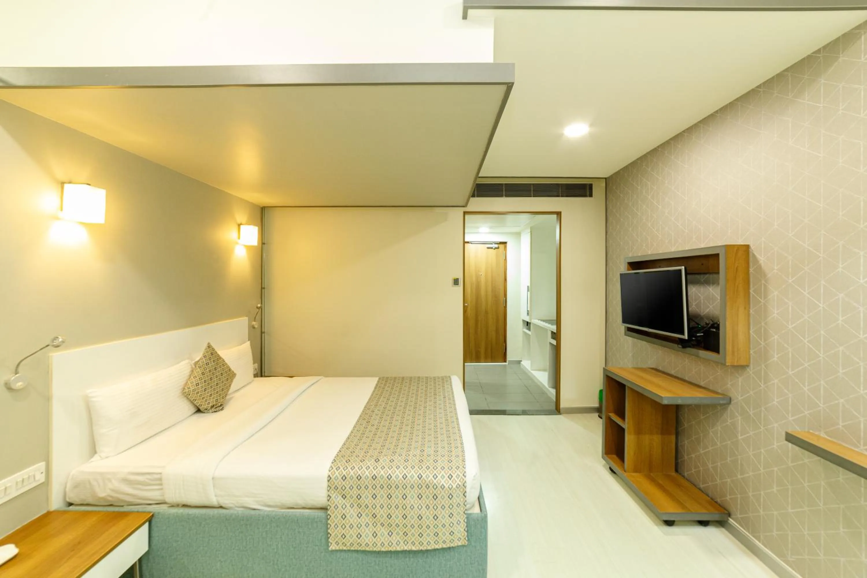 Bed in ICON SELECT by Bhagini