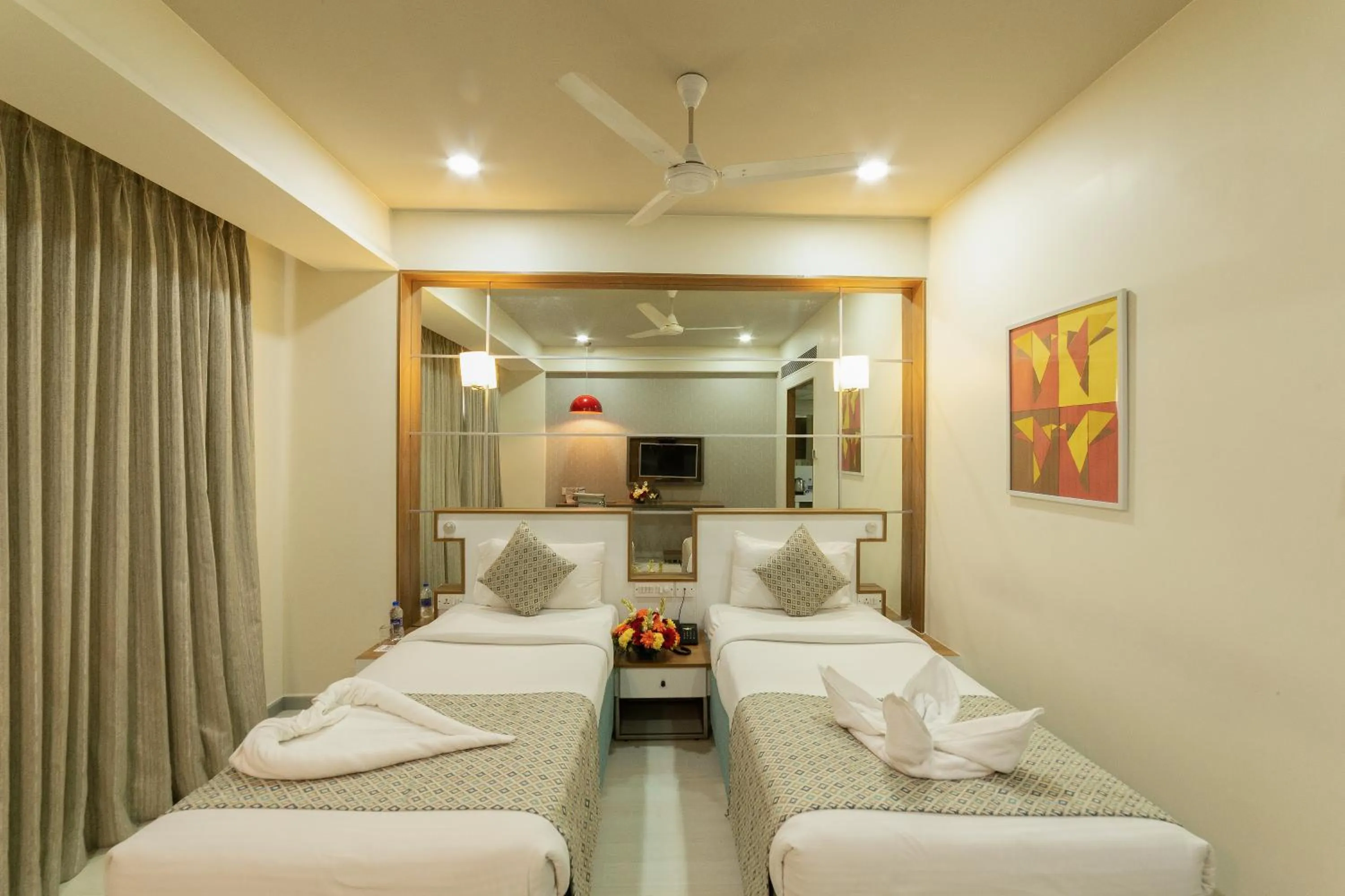 Bed in ICON SELECT by Bhagini