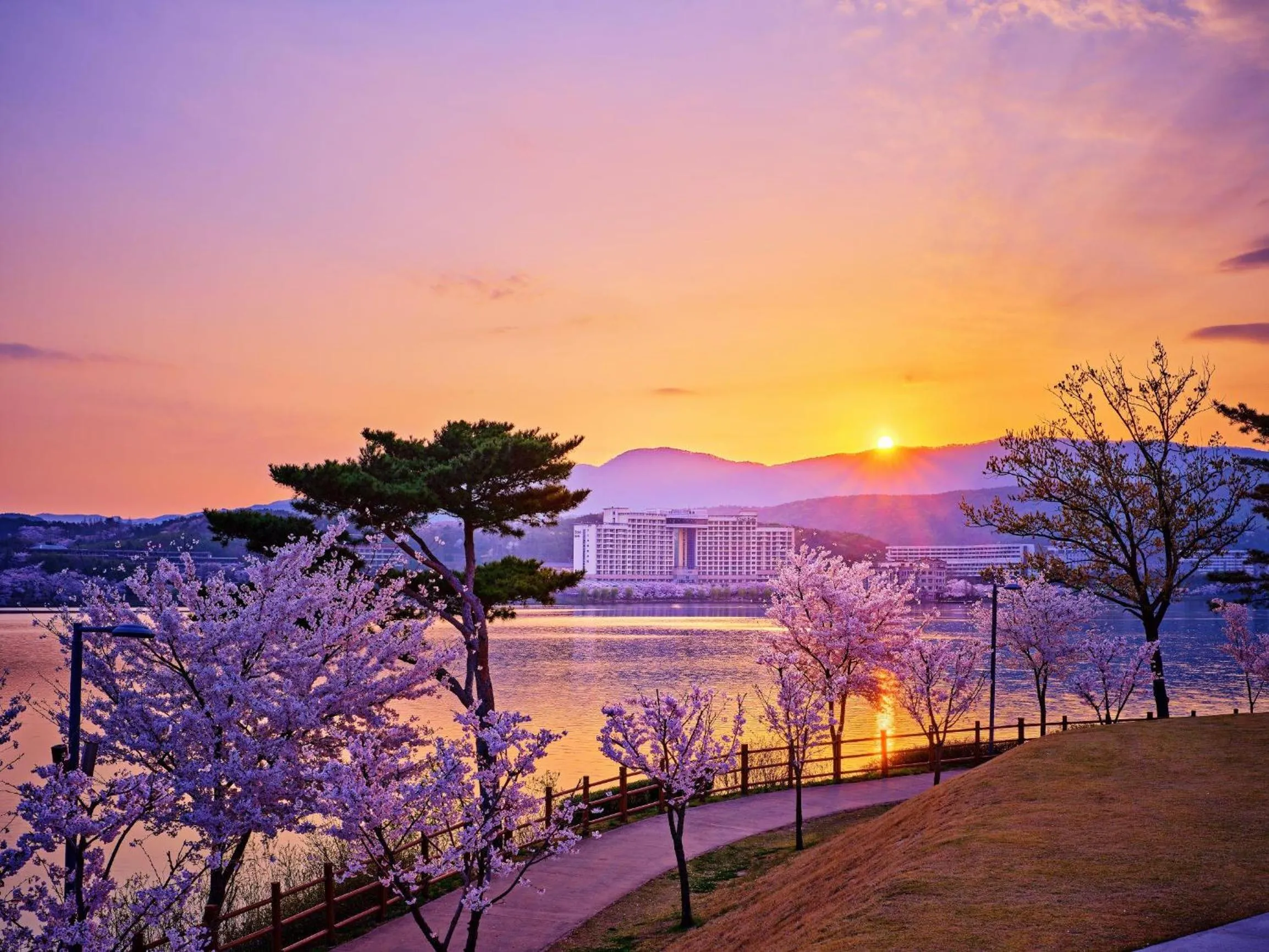 Sunset in Sono Belle Gyeongju