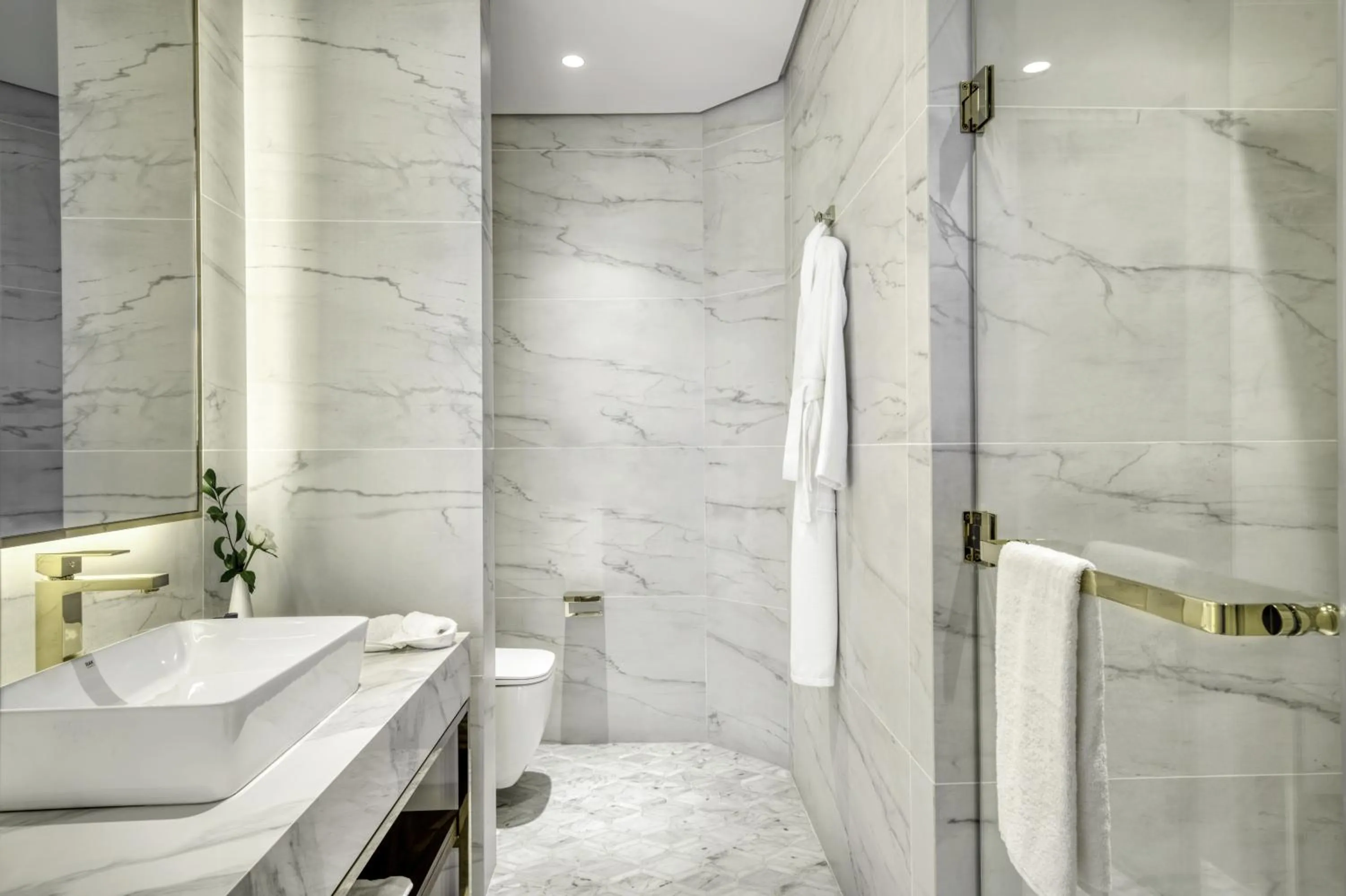 Shower in Kempinski Hotel & Resort Sariya Yanbu Red Sea