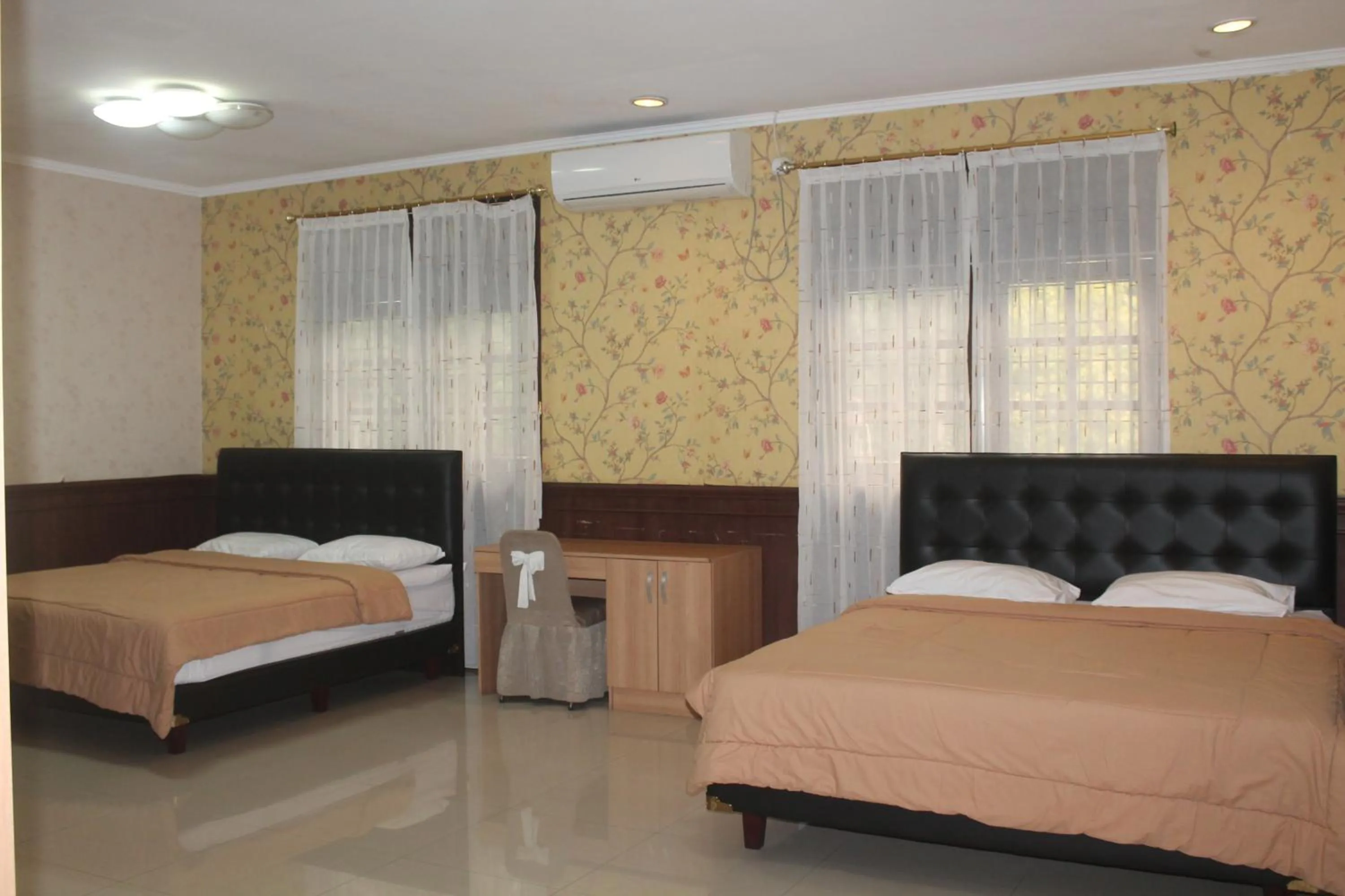 Bed in New Green Sentul Resort