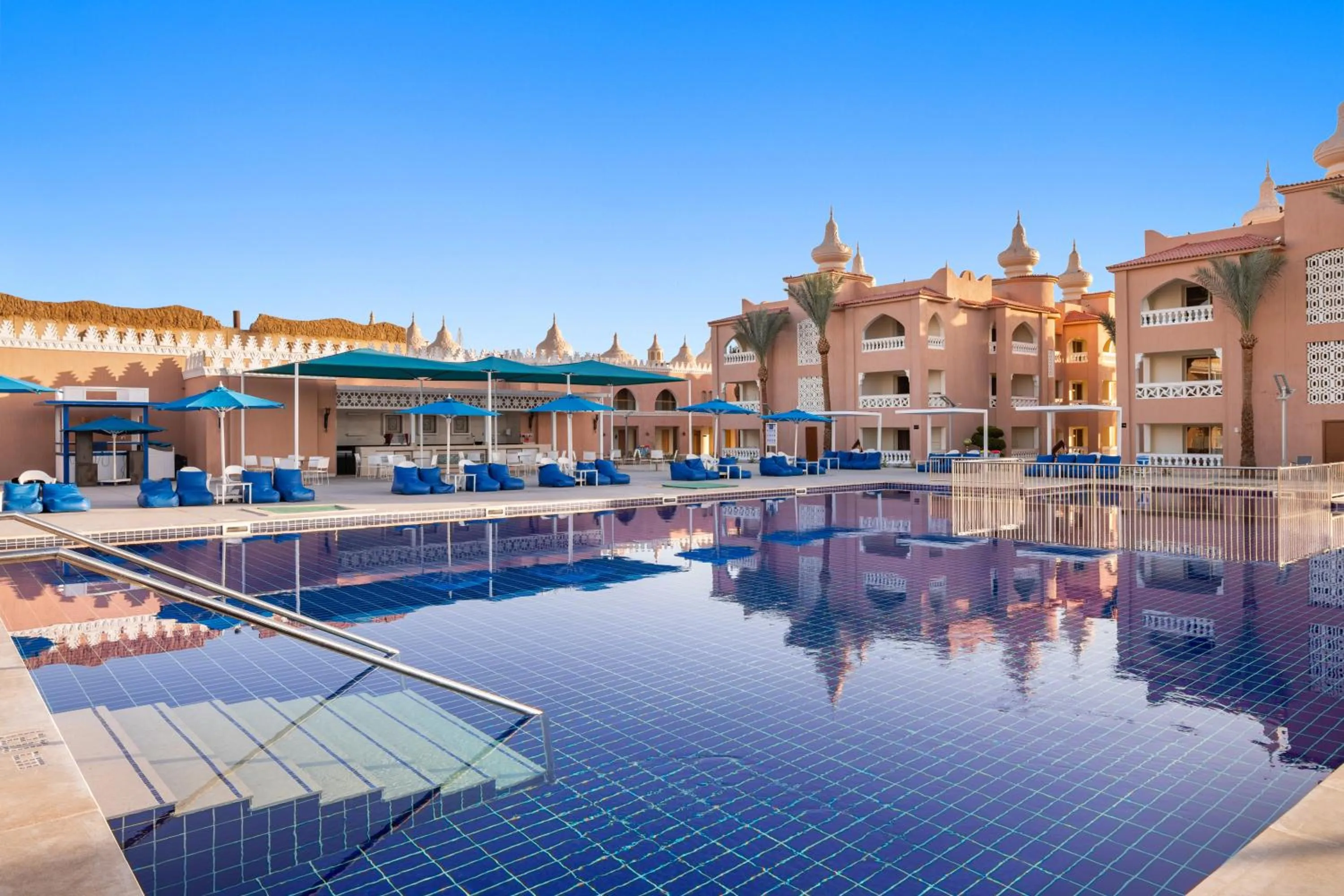 Property building in Pickalbatros Alf Leila Wa Leila Resort - Neverland Hurghada