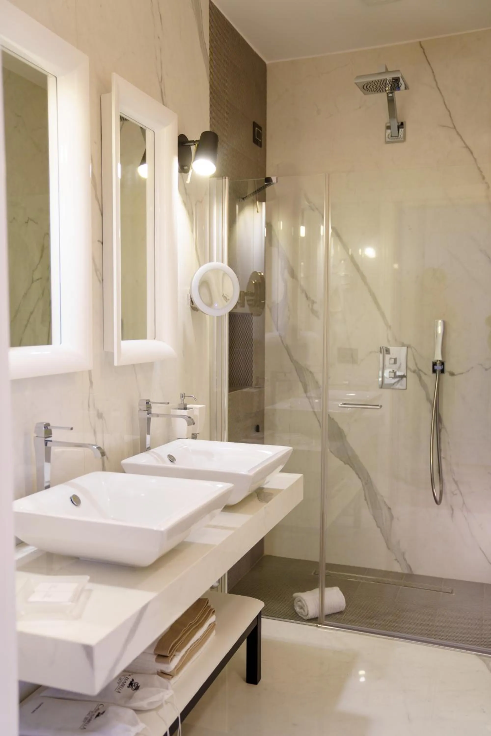 Bathroom in Casa Isabella Exclusive Hotel