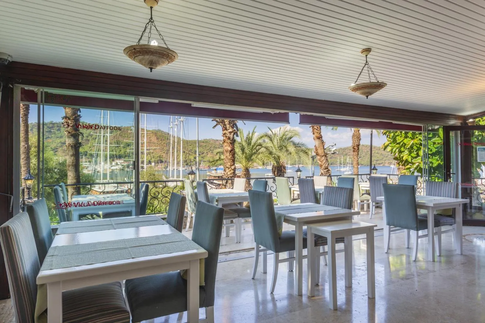 Restaurant/places to eat in Hotel Villa Daffodil