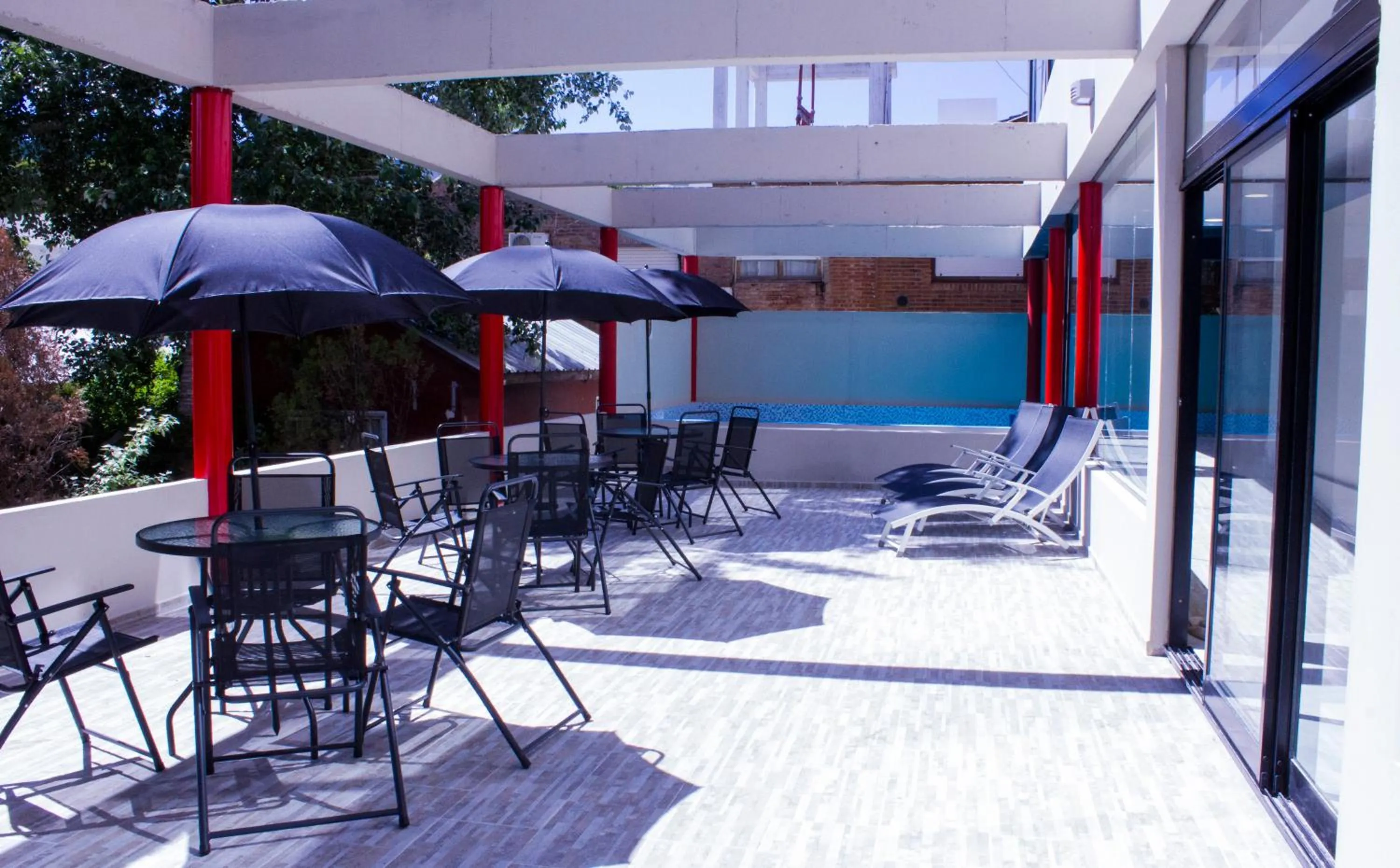 Swimming pool in San Remo Viking Hotel