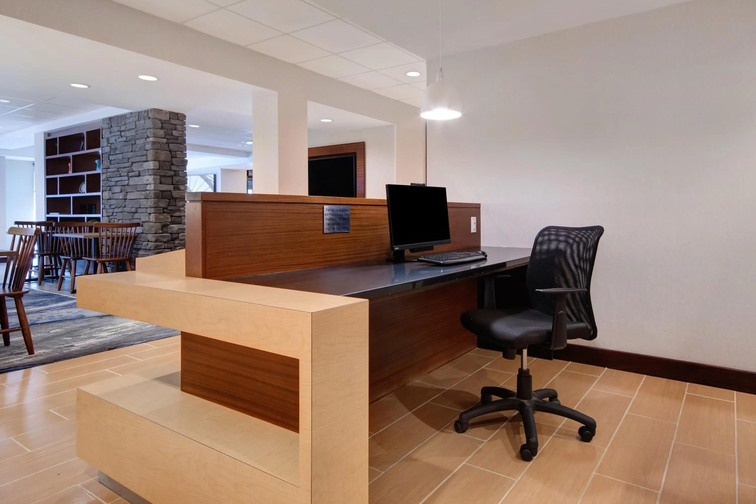 Meeting/conference room in Fairfield Inn and Suites by Marriott Rochester West/Greece