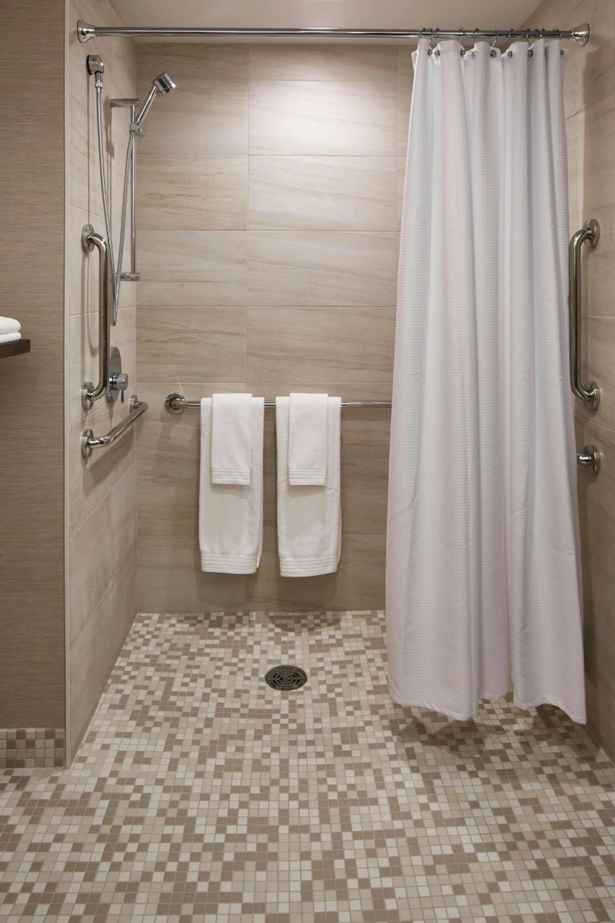 Bathroom in The Del Monte Lodge Renaissance Rochester Hotel & Spa