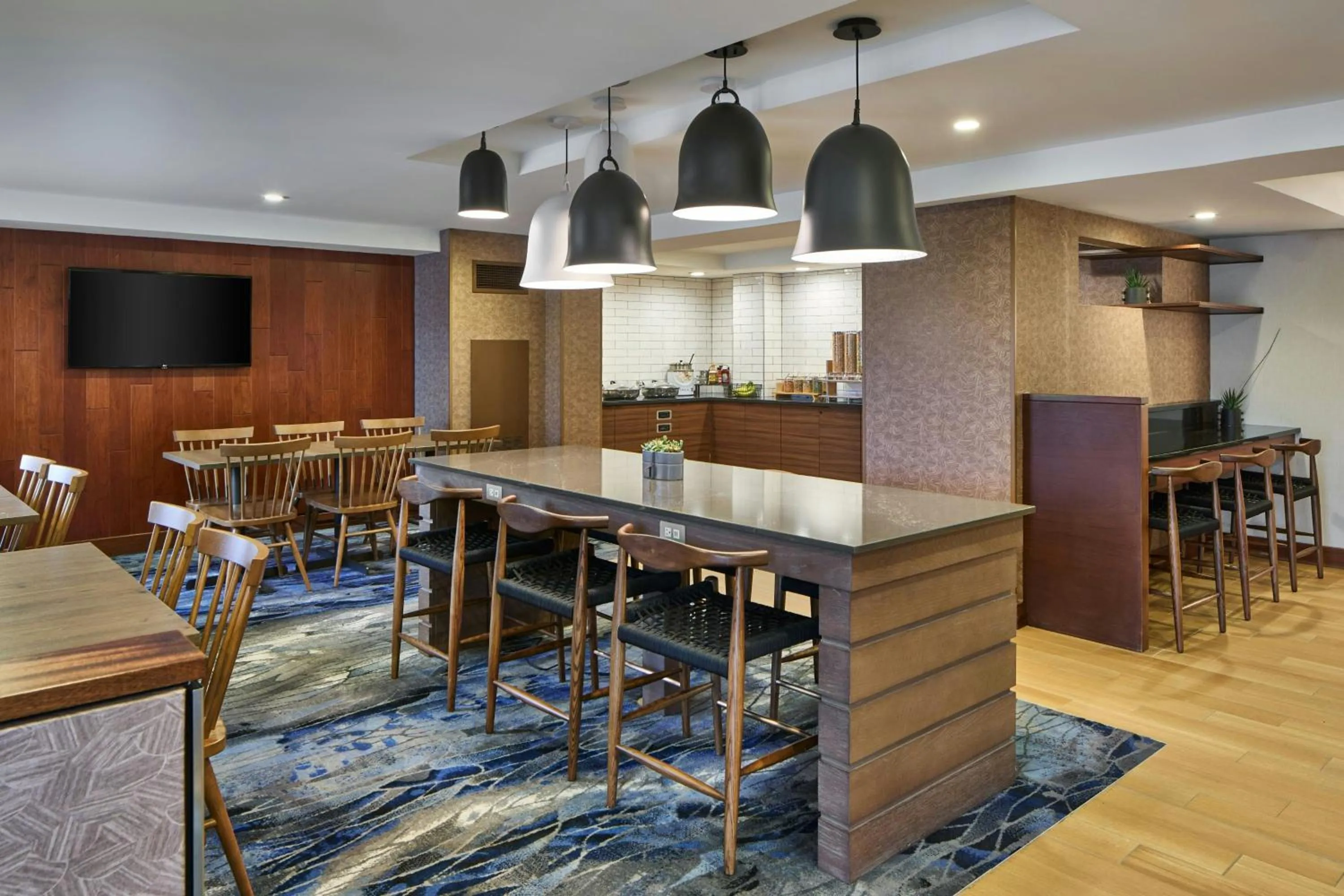 Breakfast in Fairfield Inn by Marriott Rochester East