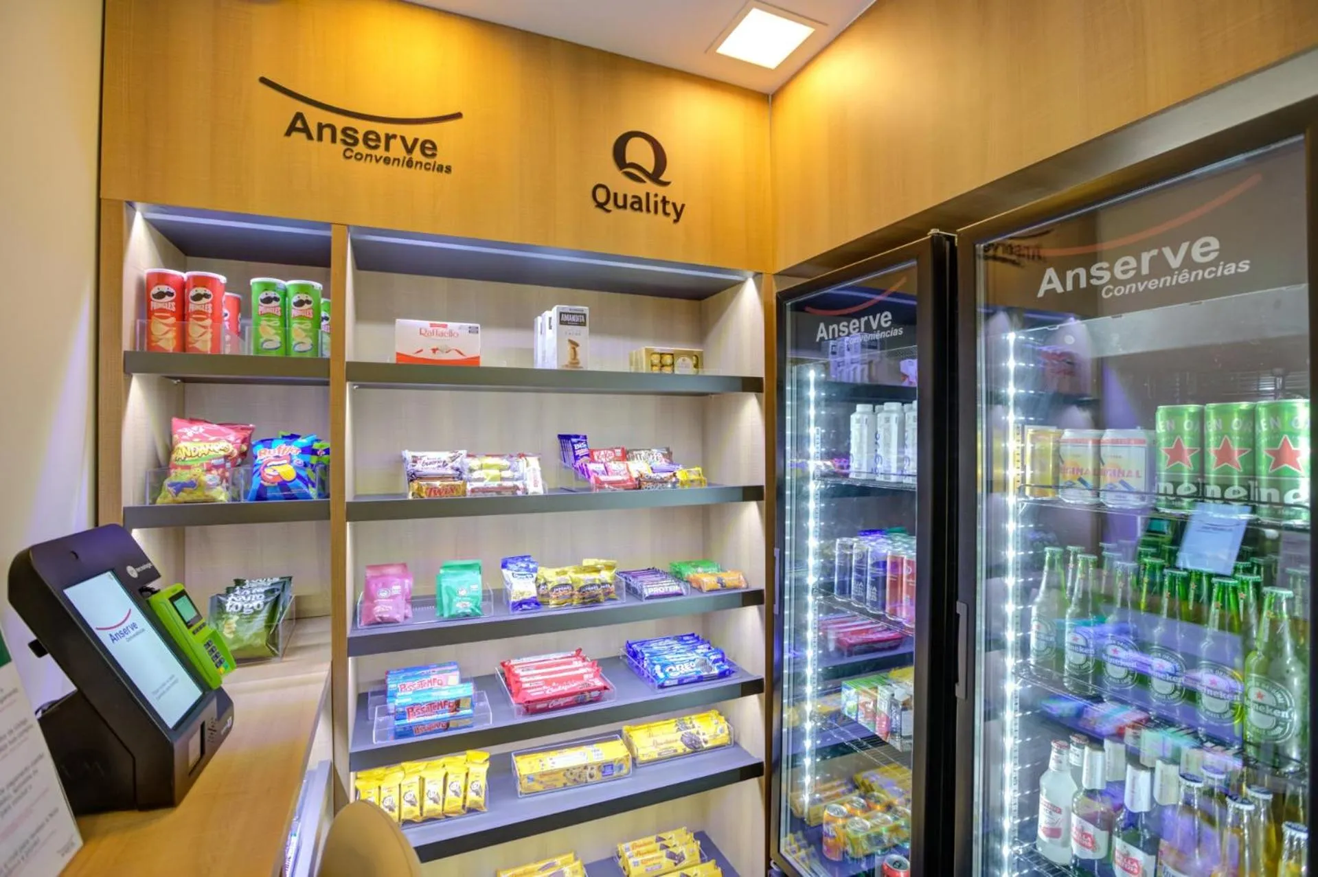 On-site shops in Quality Faria Lima