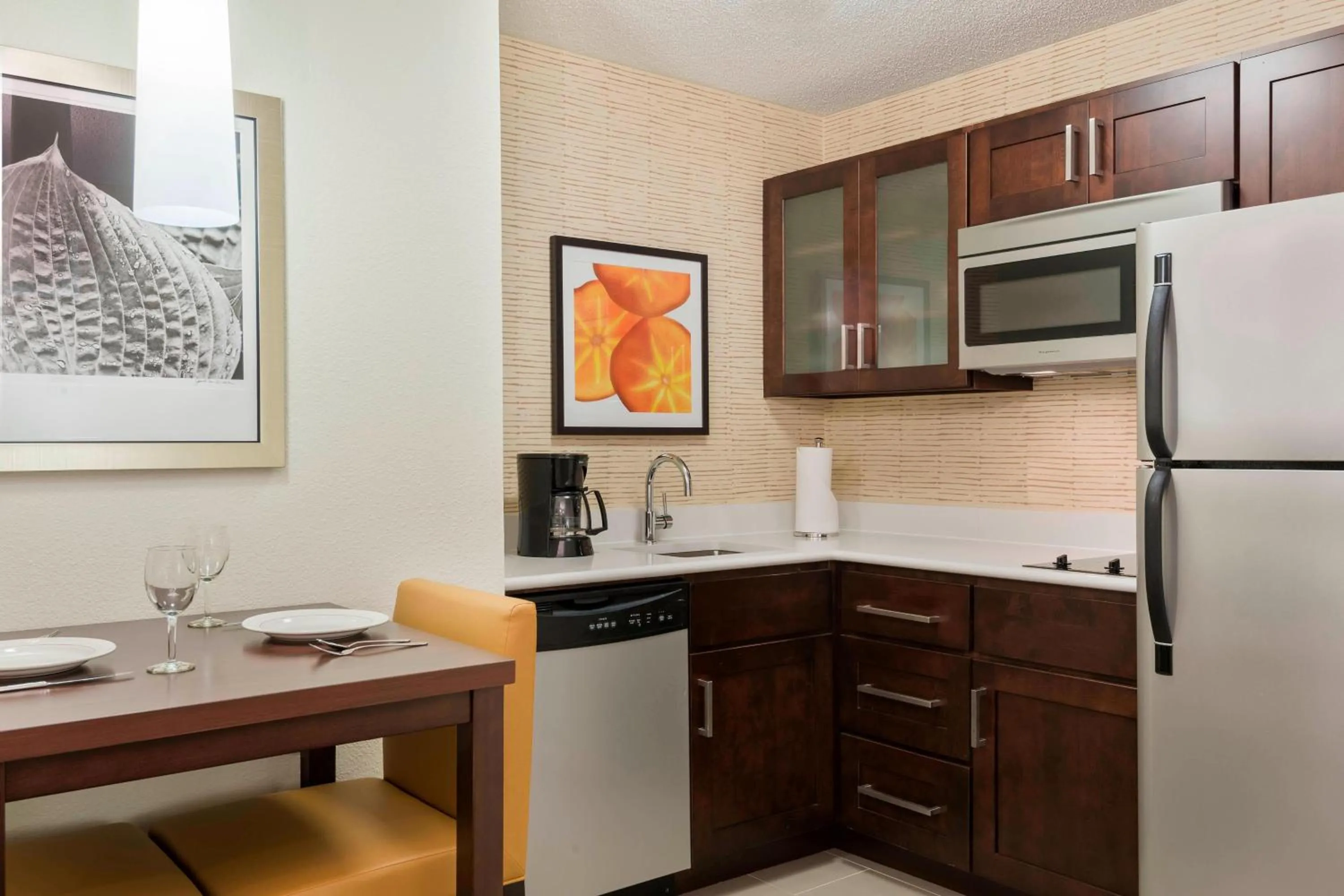 Kitchen or kitchenette in Residence Inn by Marriott Fort Myers