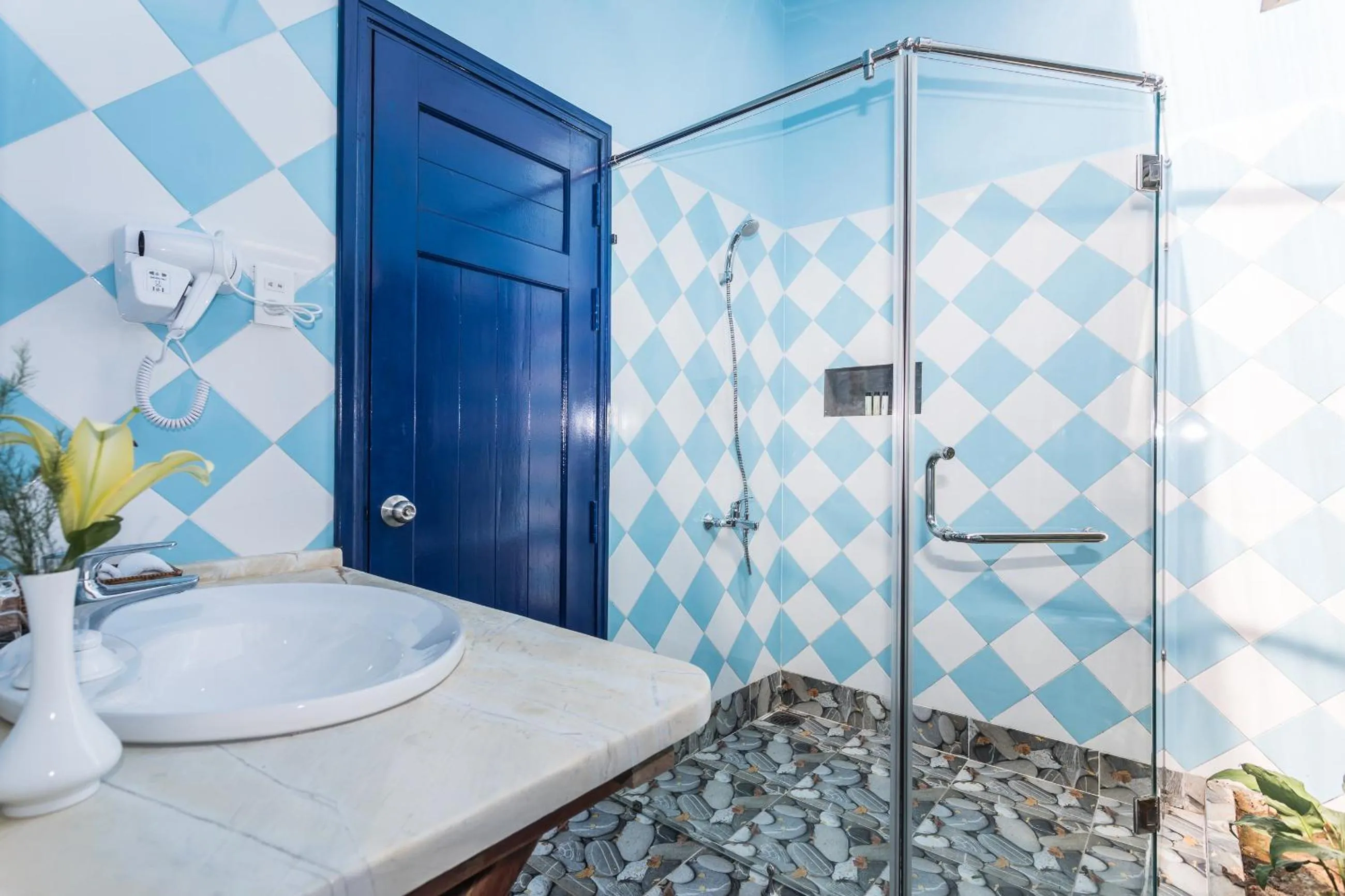 Bathroom in Isabella Resort