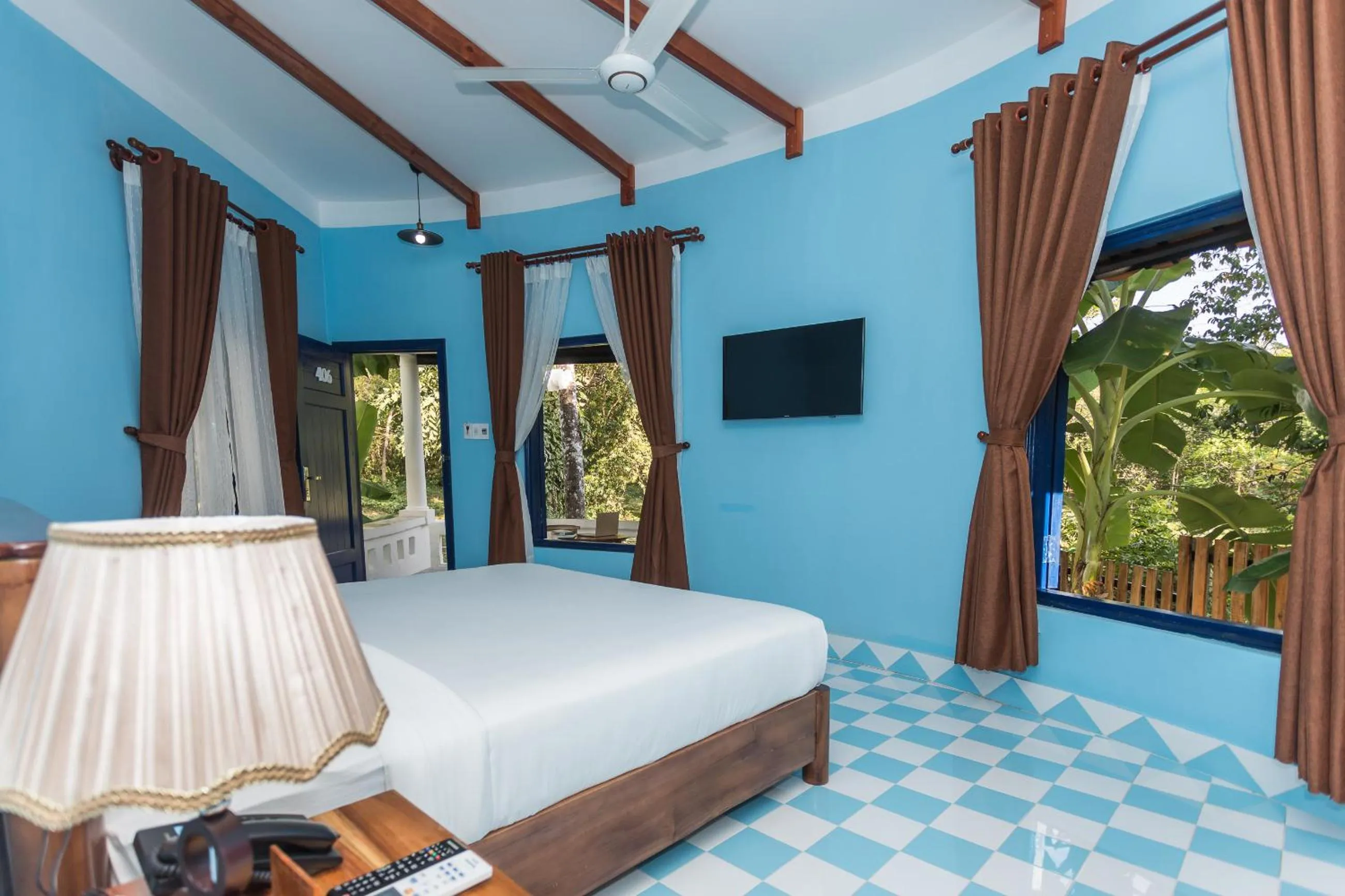 Bedroom, Bed in Isabella Resort