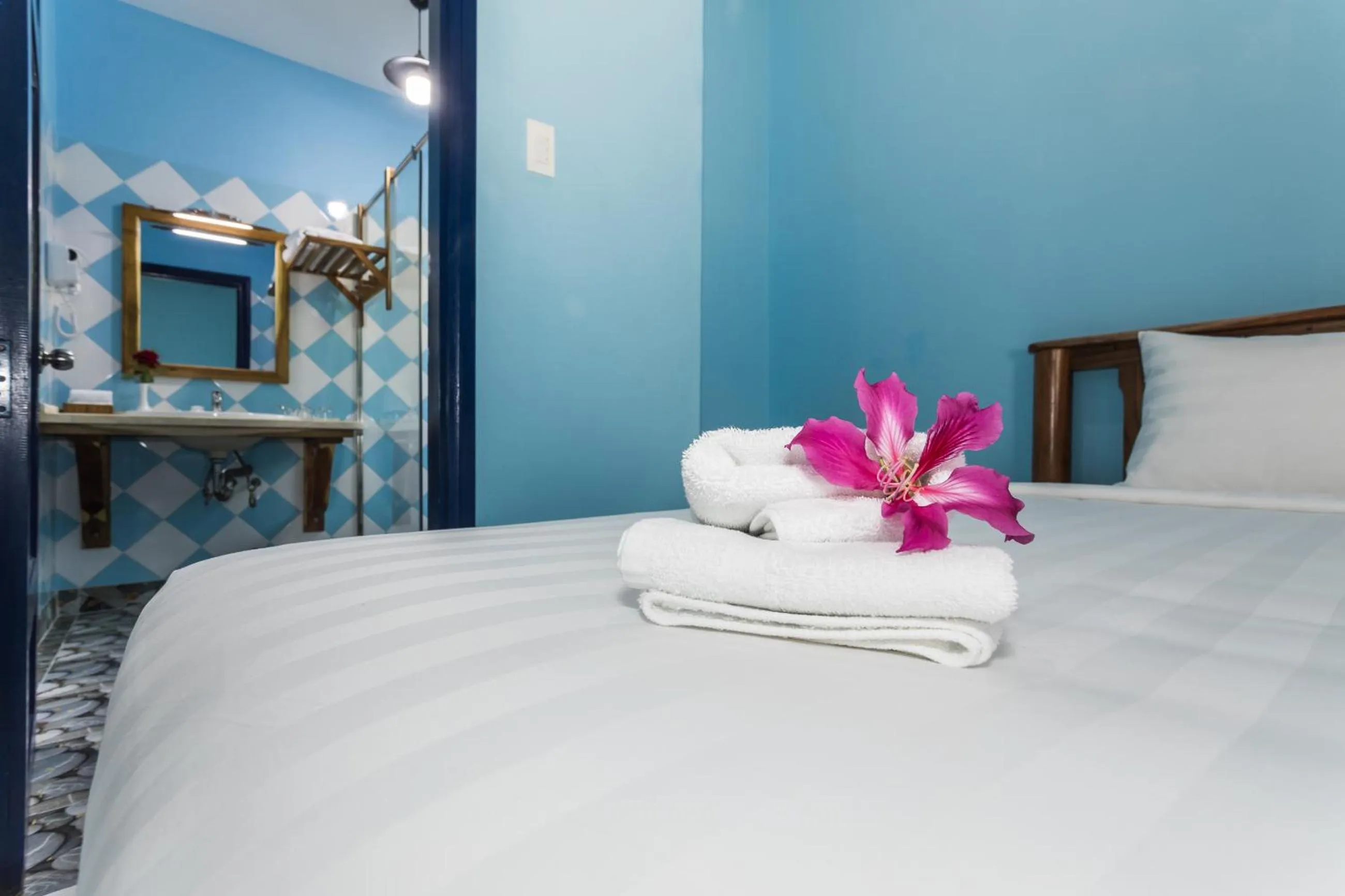 Bedroom, Bed in Isabella Resort