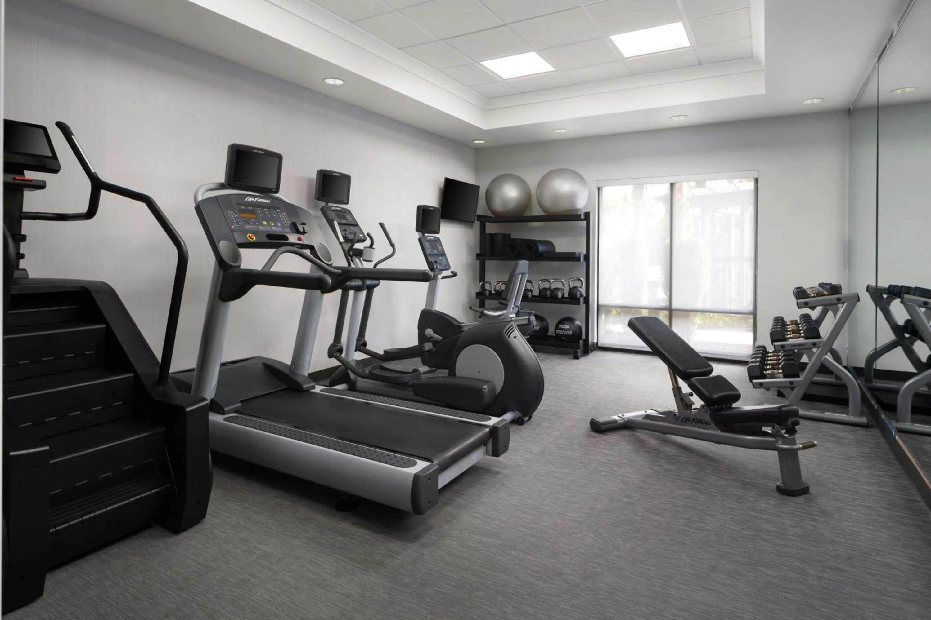 Fitness centre/facilities in SpringHill Suites Fort Myers Airport