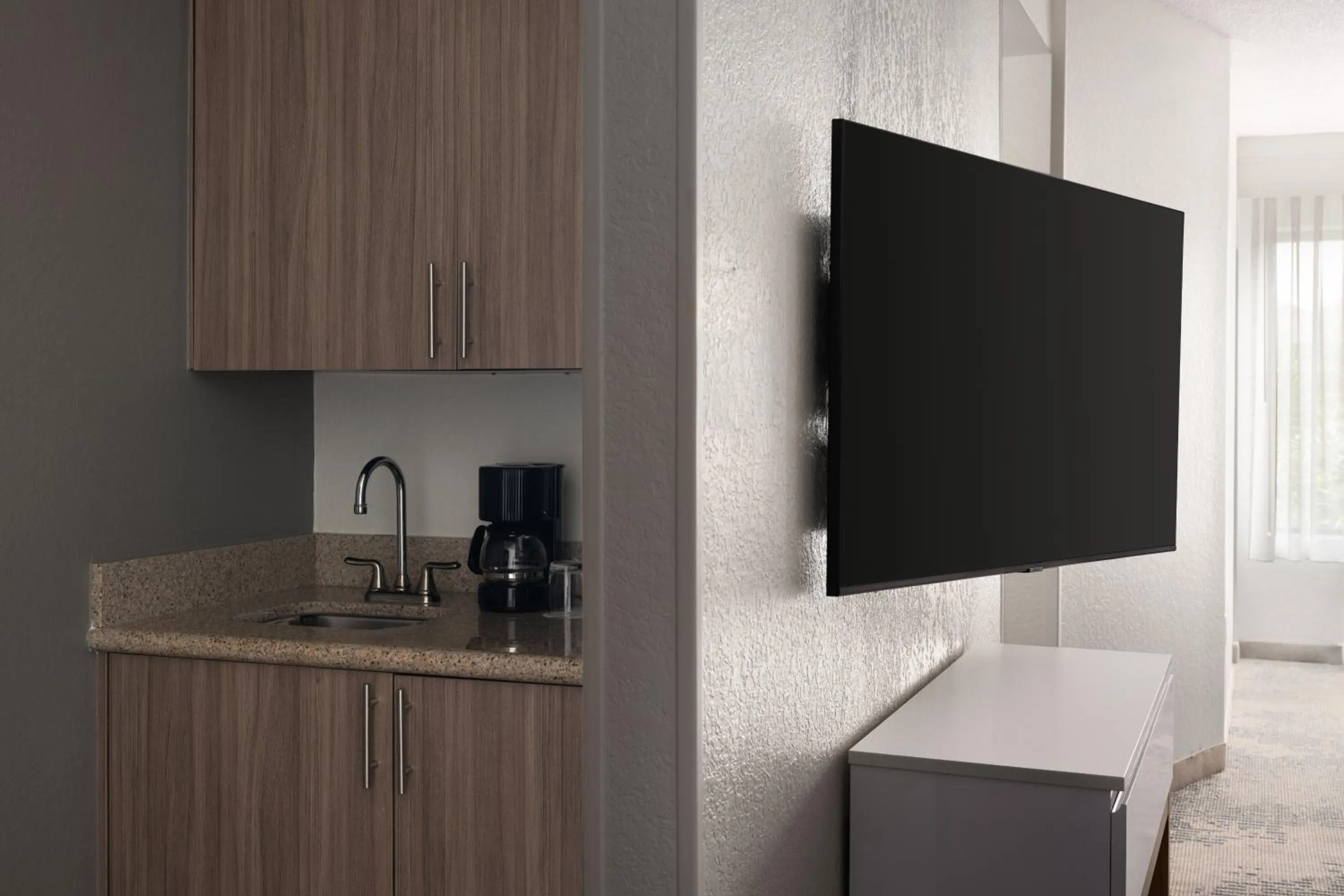 TV and multimedia in SpringHill Suites Fort Myers Airport