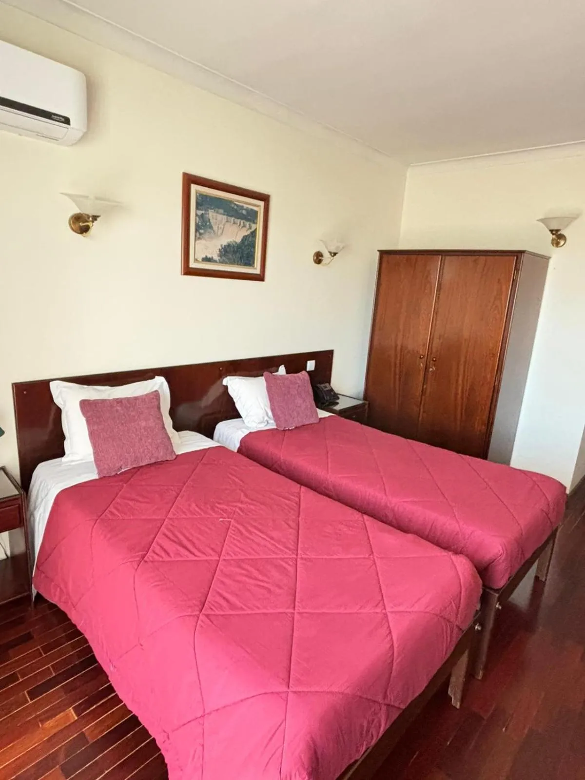 Bed in Hotel Trindade Coelho