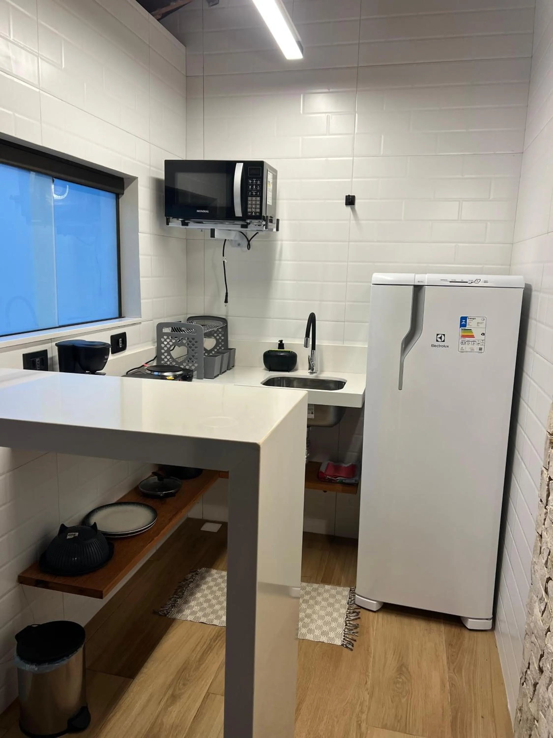 microwave in Pousada Praia Bela