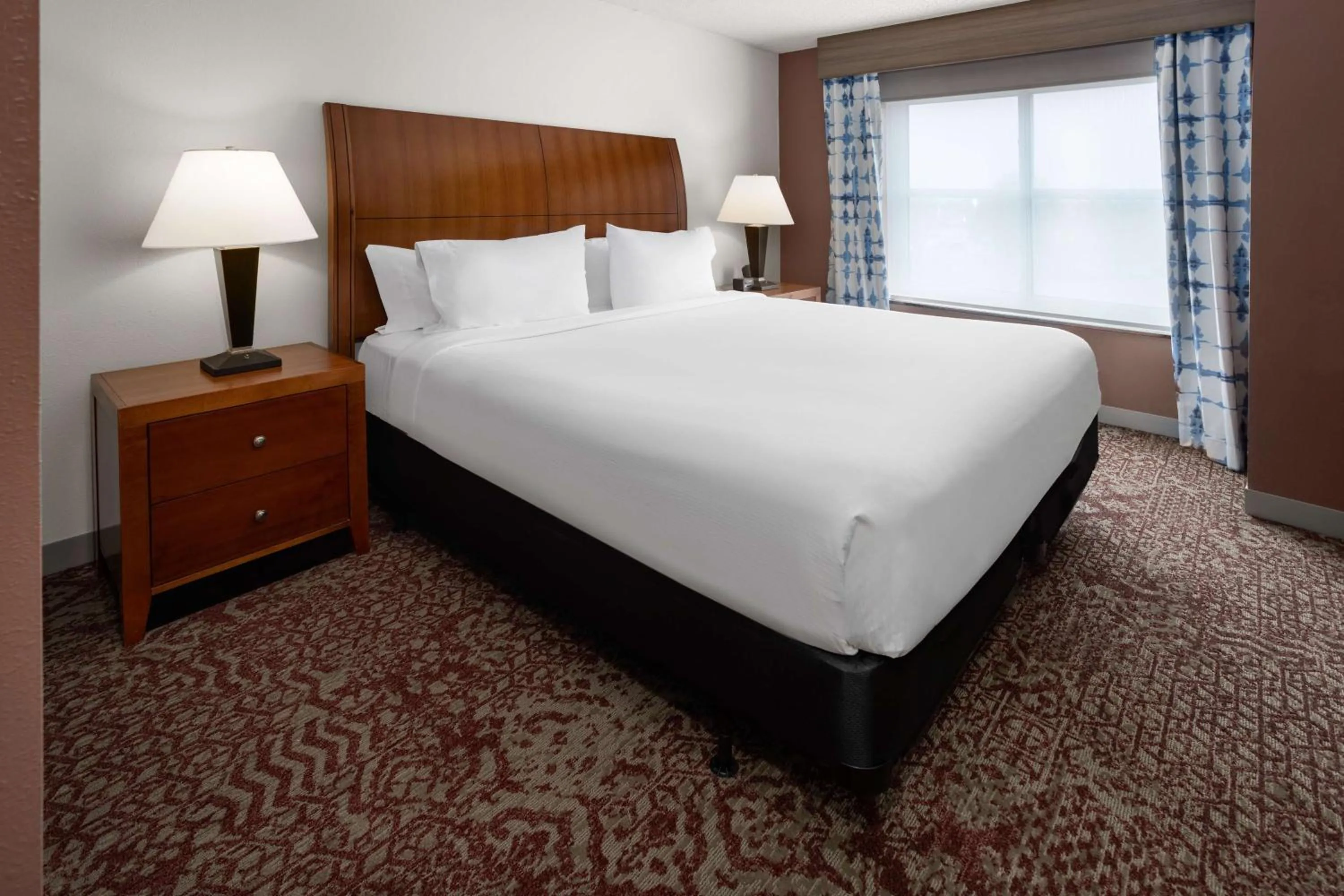 Bed in Hilton Garden Inn Milford