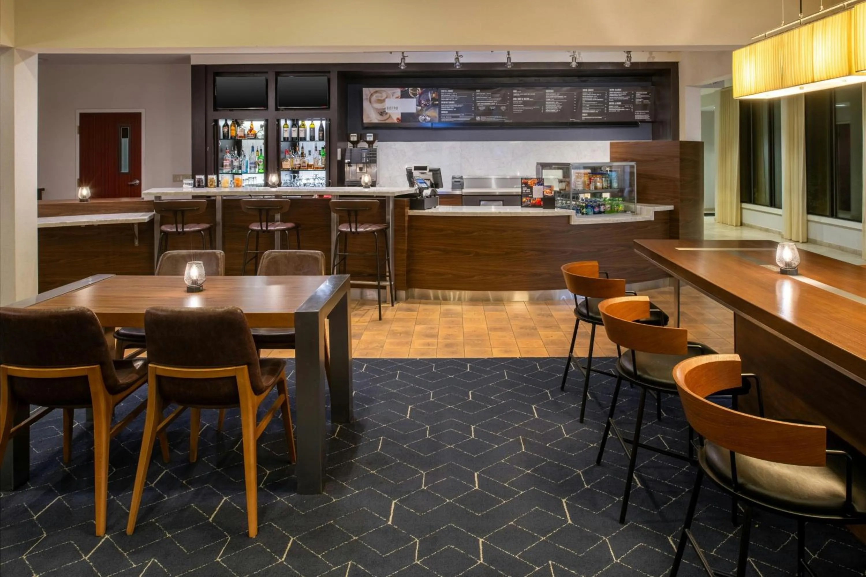 Restaurant/places to eat in Courtyard by Marriott Vacaville