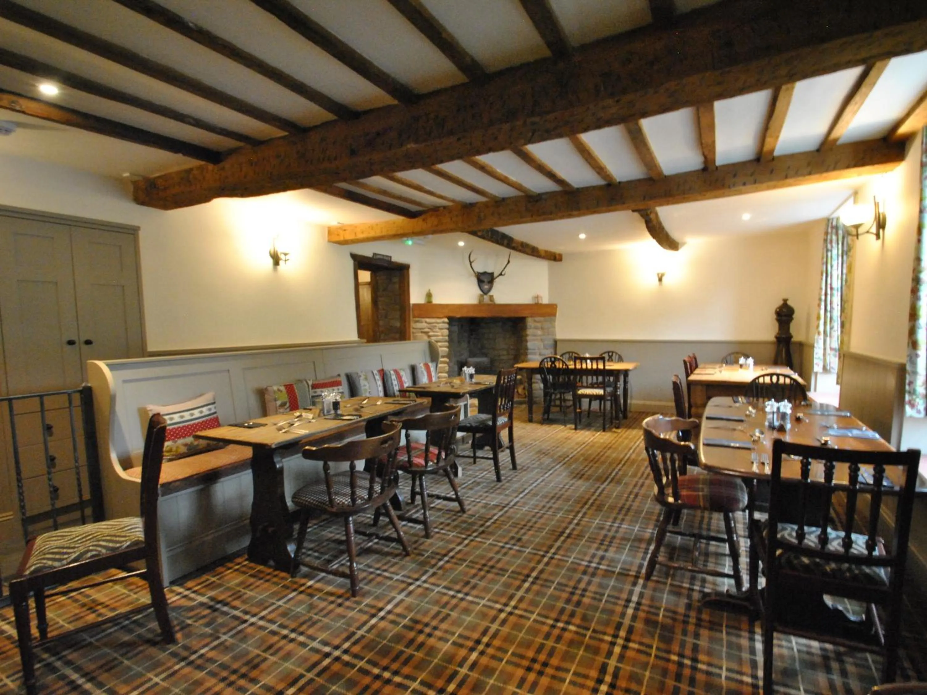 Lounge or bar in The Hood Arms