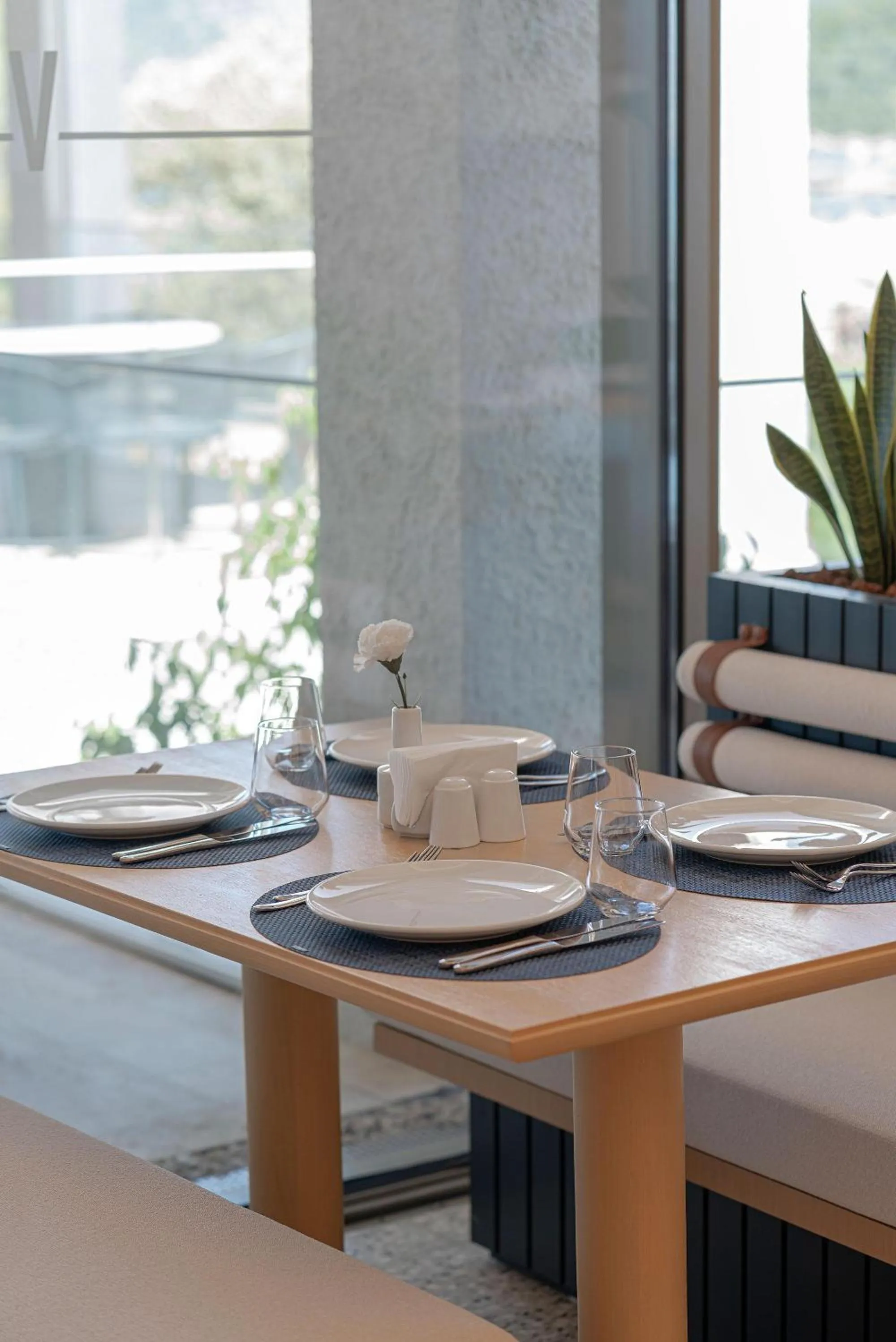 Restaurant/places to eat in Voyage Torba Hotel