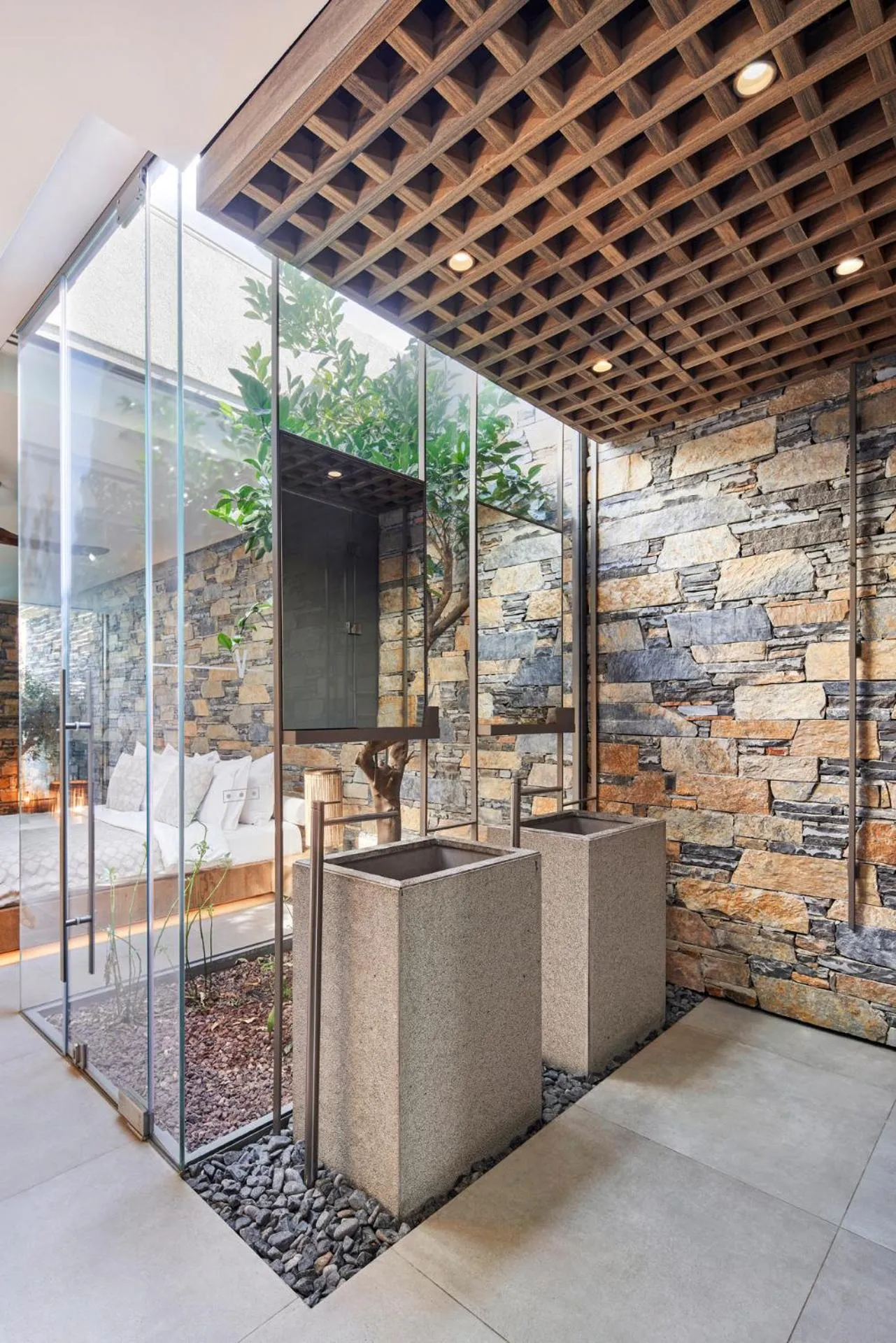 Shower in Voyage Torba Hotel