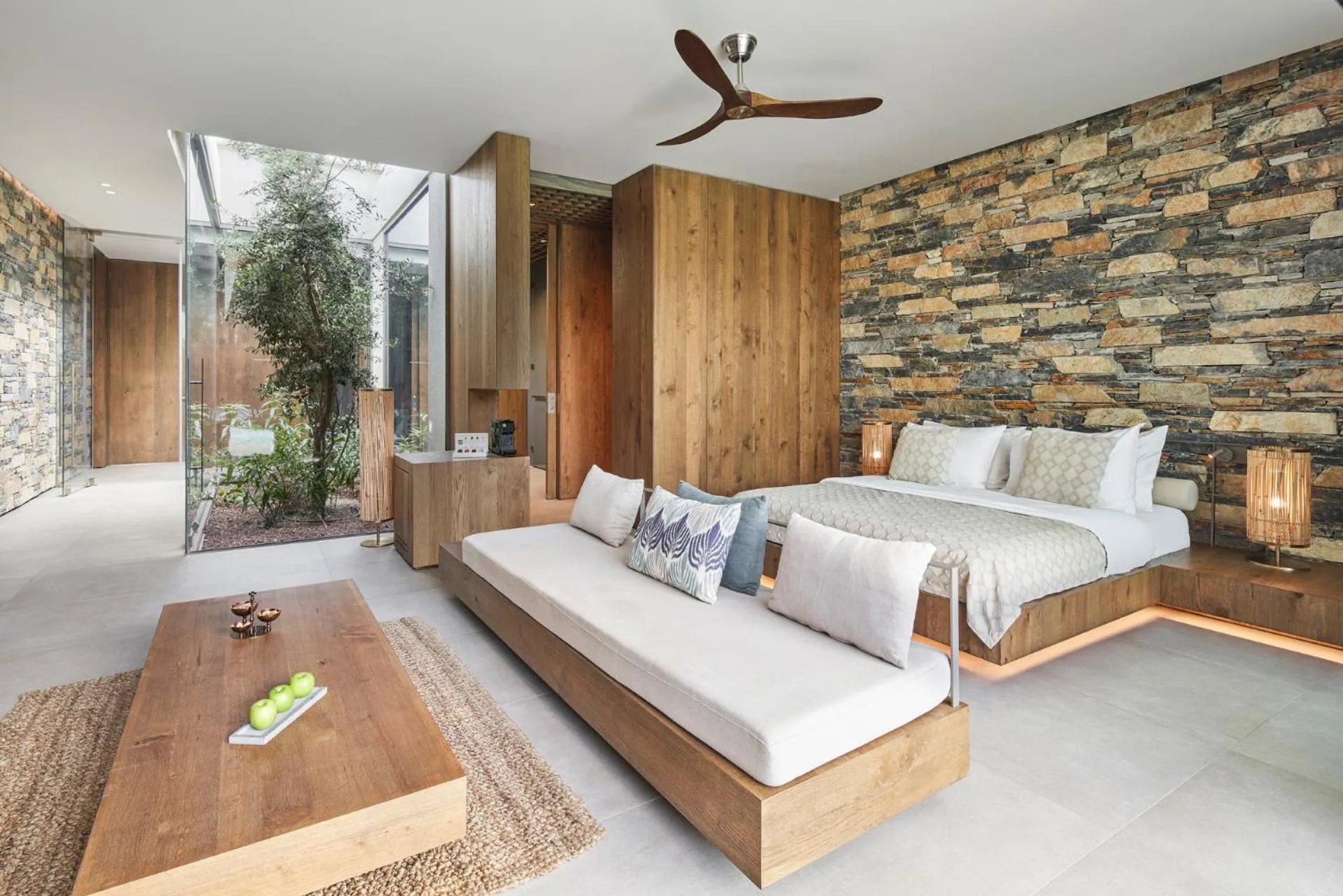 Photo of the whole room, Bed in Voyage Torba Hotel