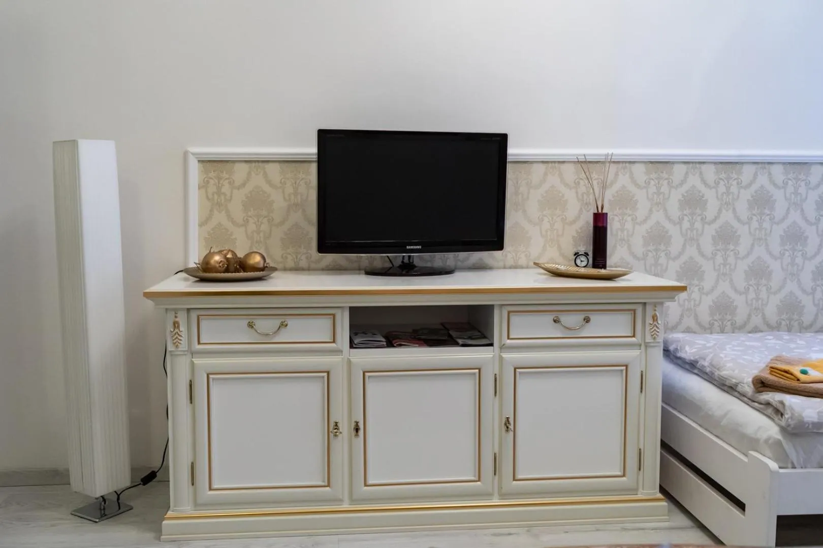 Communal lounge/ TV room in Studio near Congress Centre II.