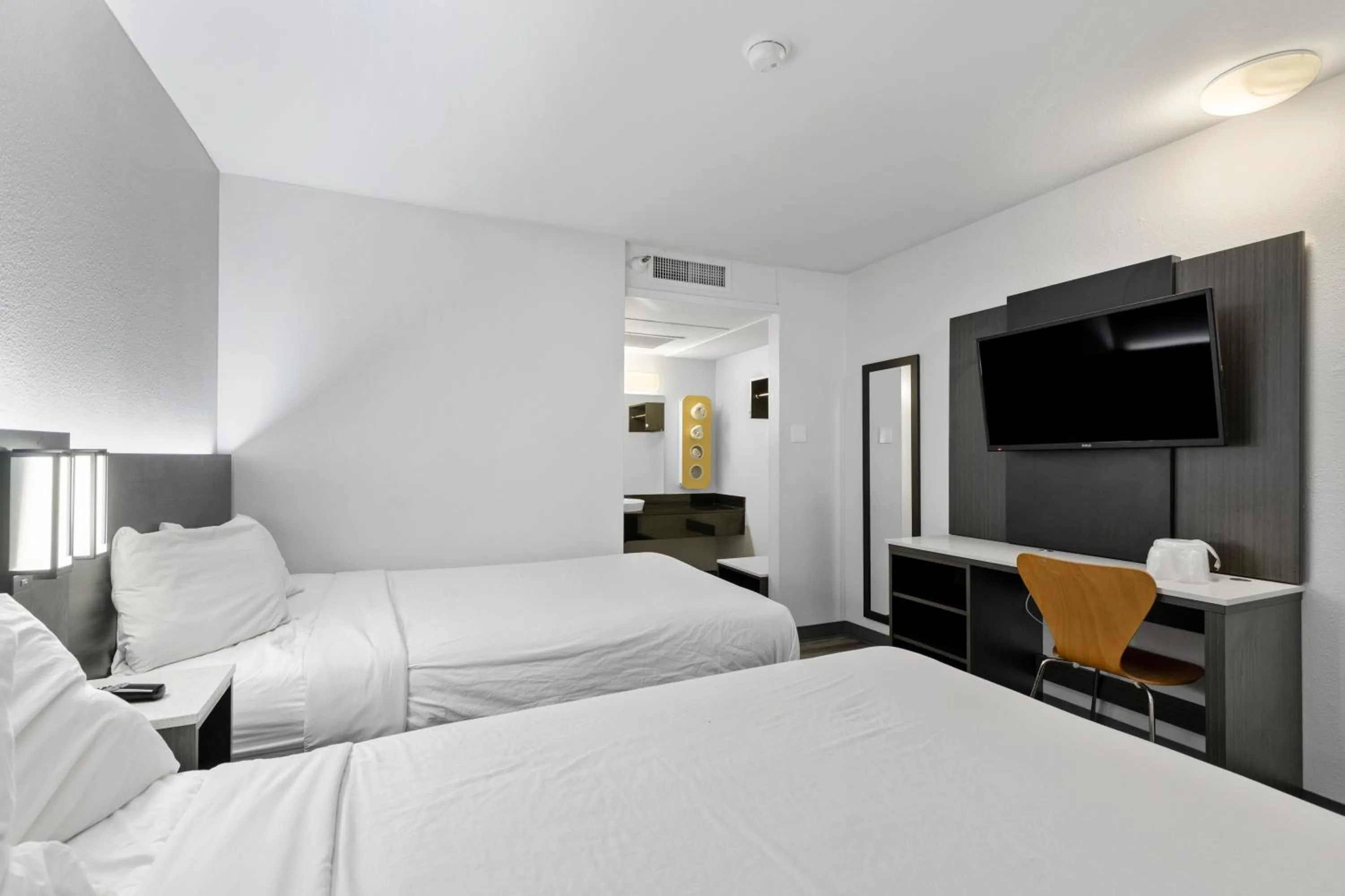 Bed in Motel 6-Oceanside, CA