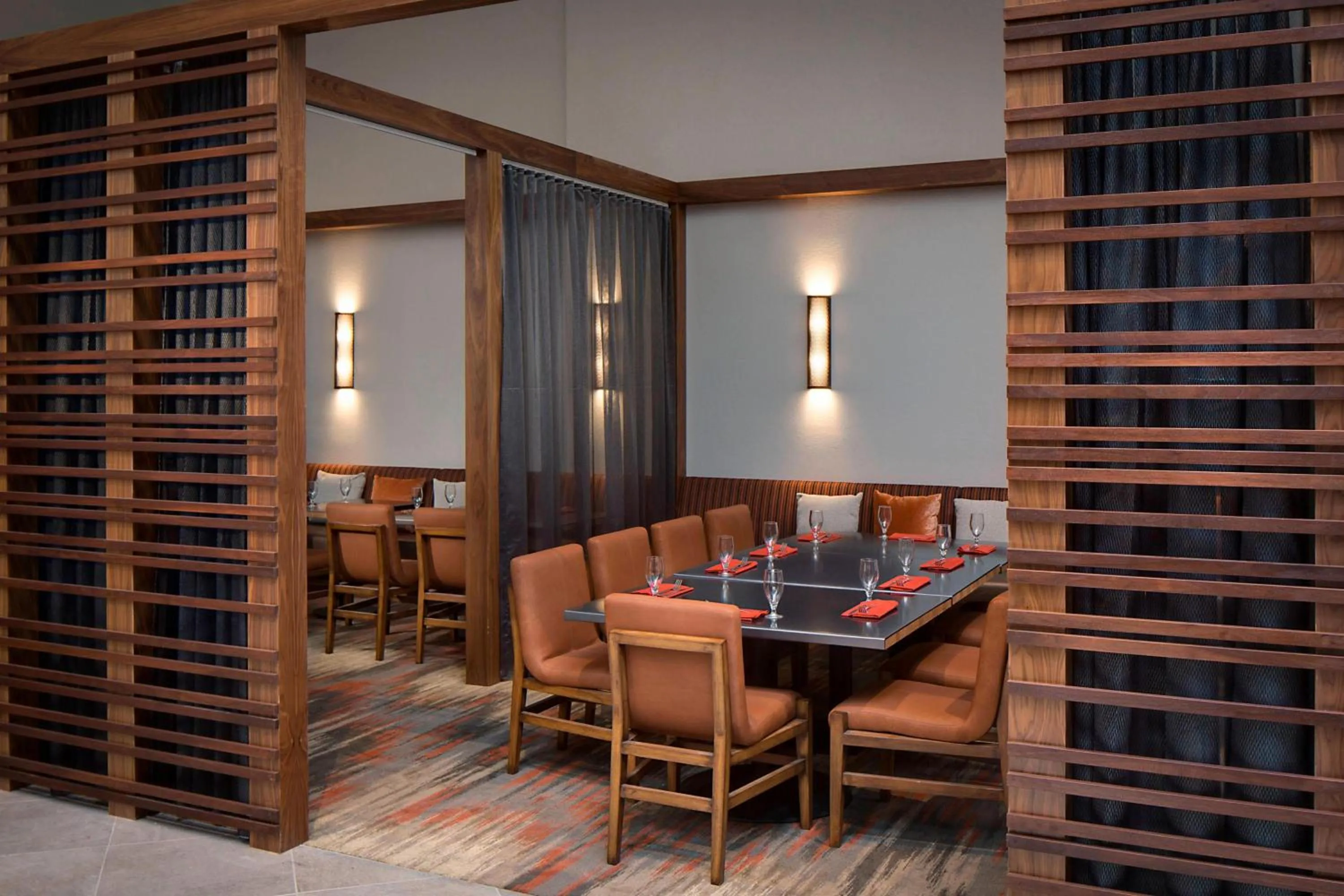 Restaurant/places to eat in San Antonio Marriott Northwest Medical Center